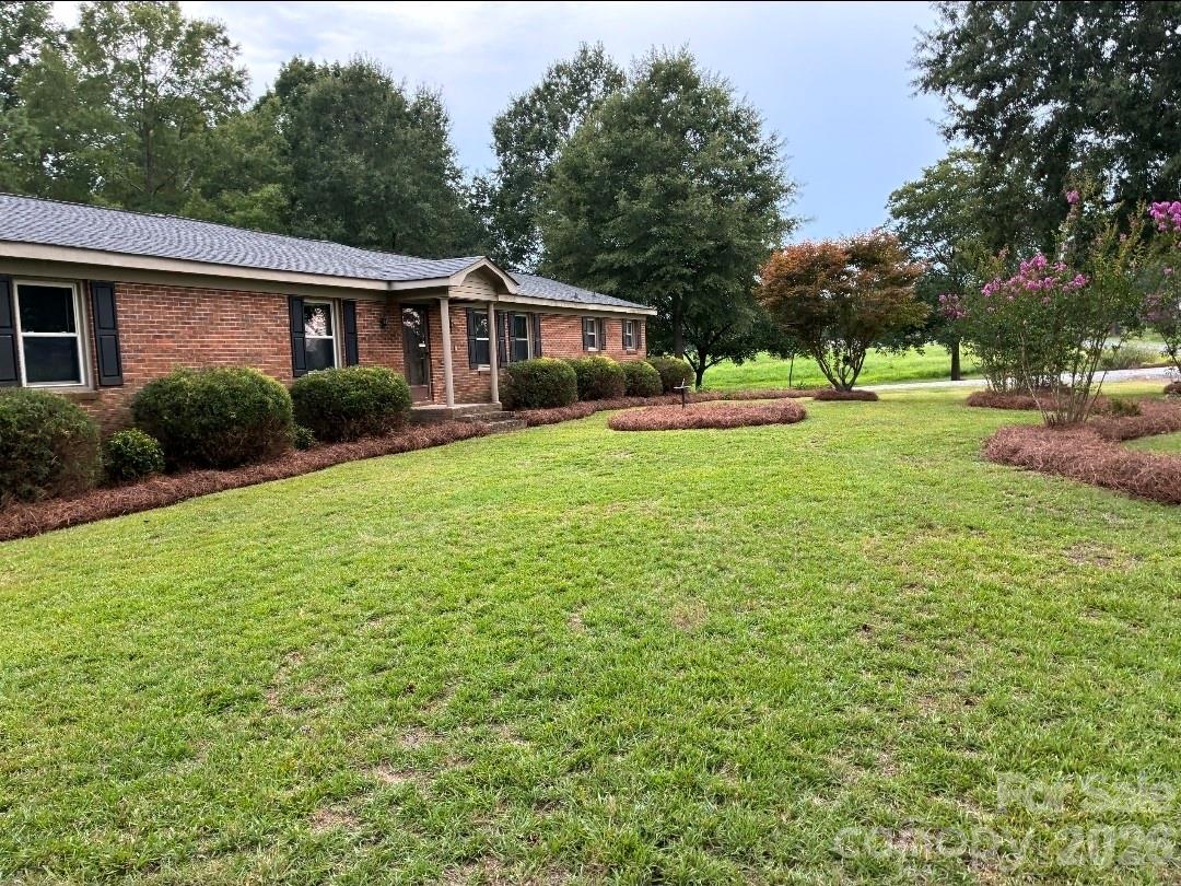 6426 Deep Springs Road — Marshville