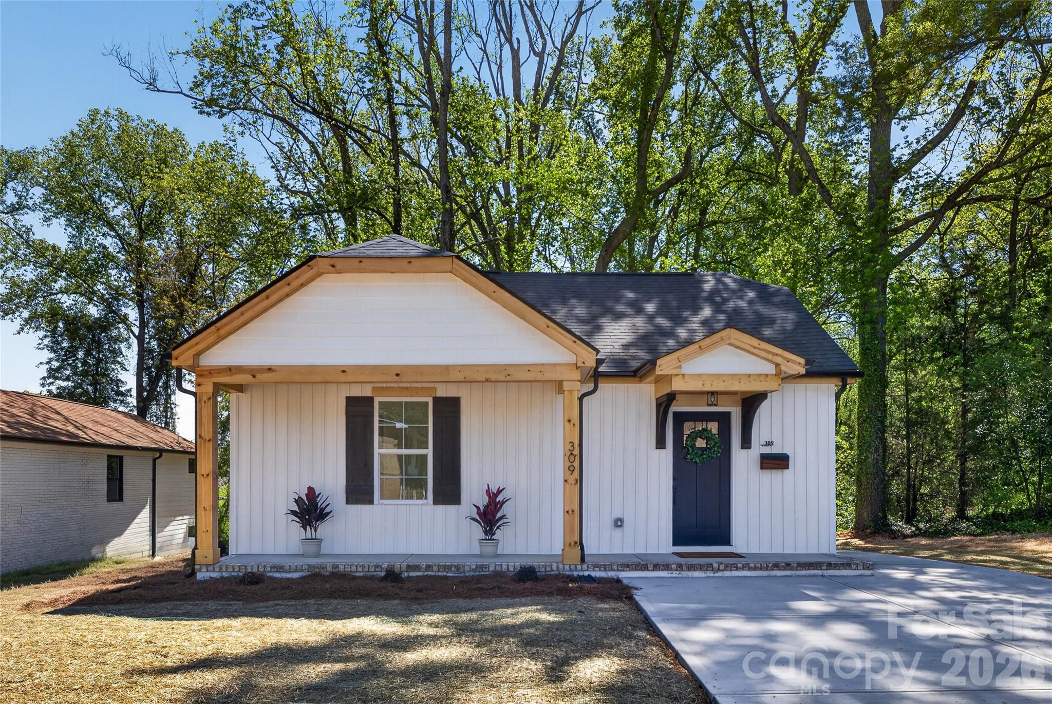 309 W Gold Street — Kings Mountain