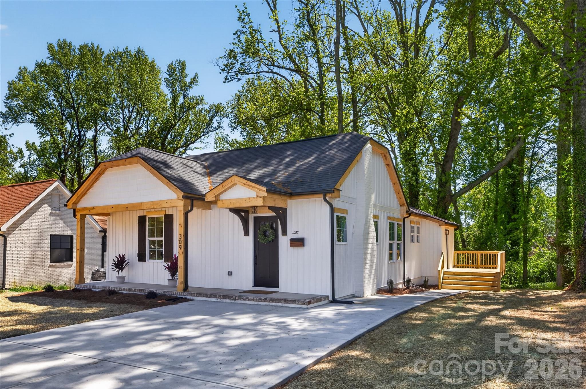 309 W Gold Street — Kings Mountain