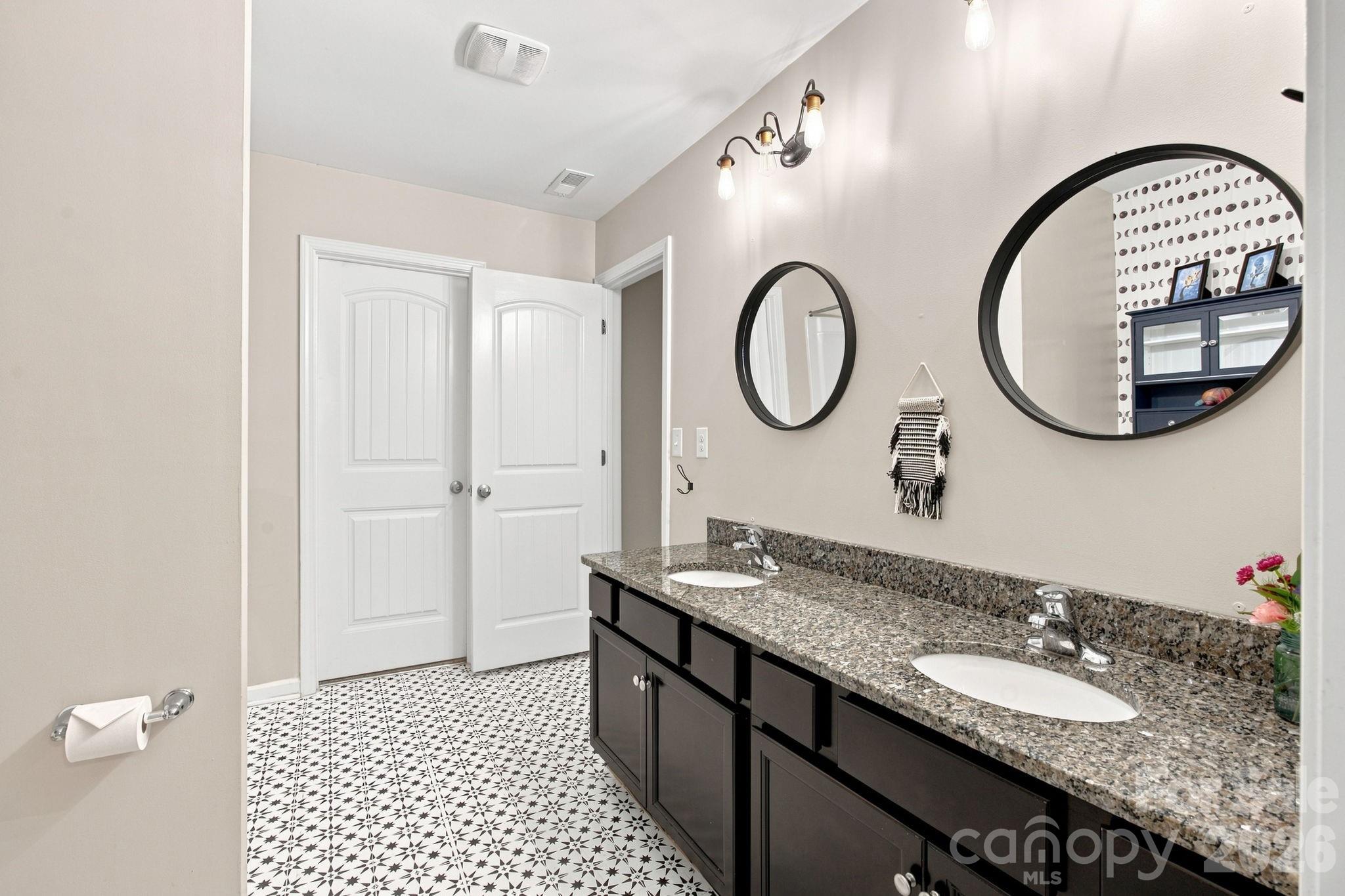 13504 David Jennings Avenue — Charlotte