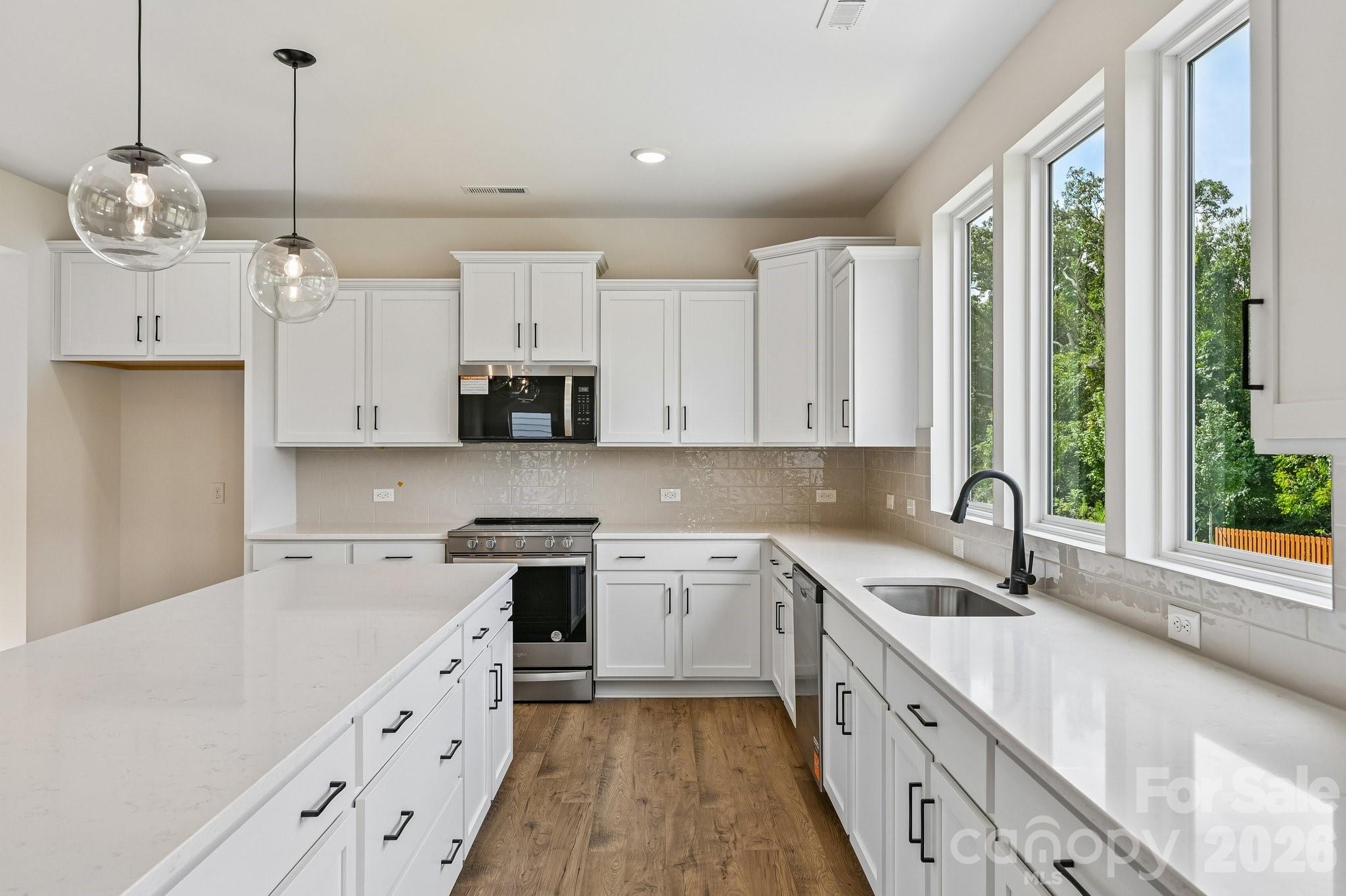 135 Borders Street #200 — Statesville