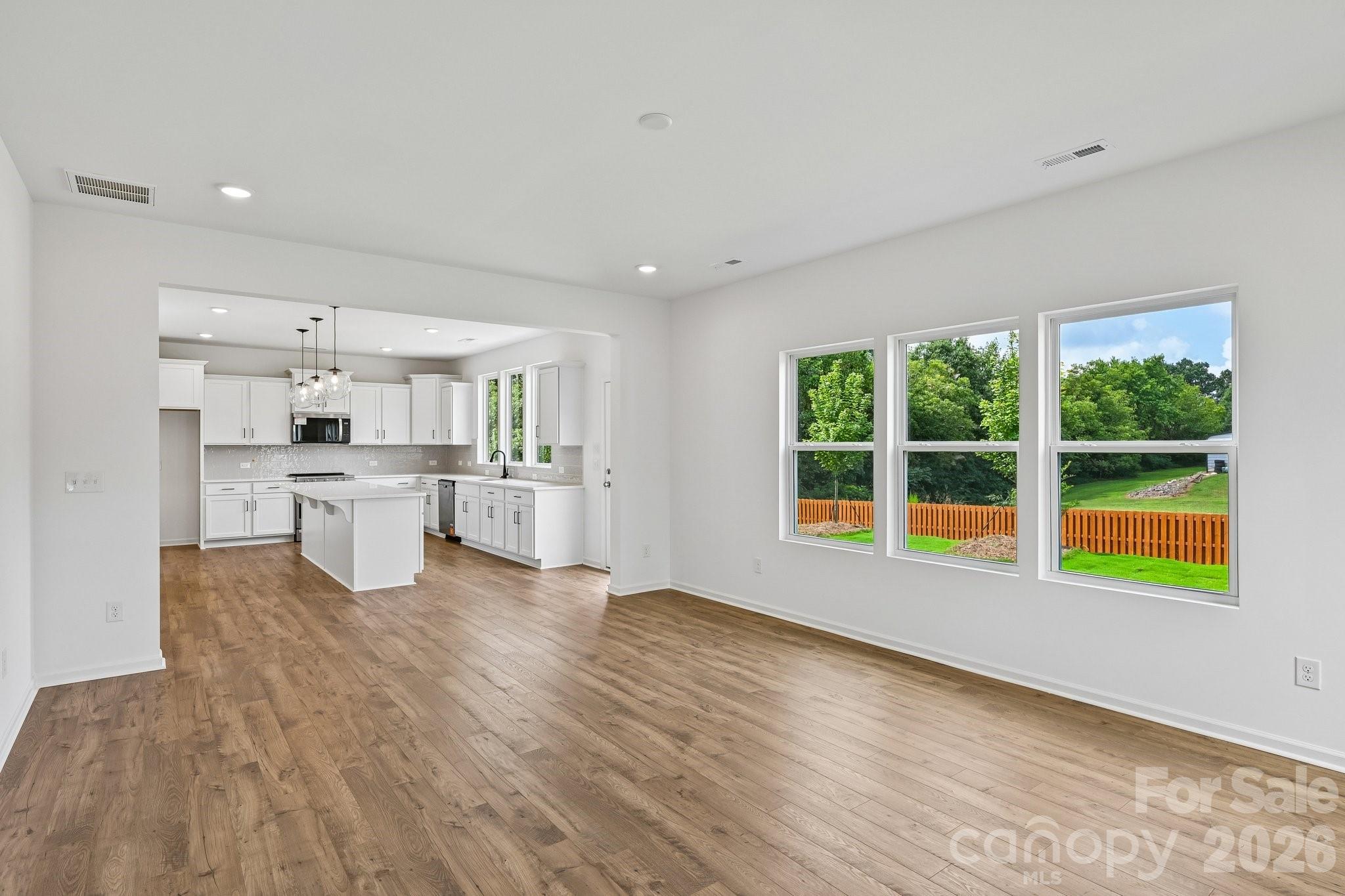 135 Borders Street #200 — Statesville