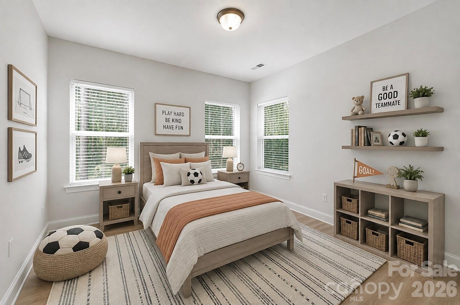 318 Honeywood Lane — Monroe