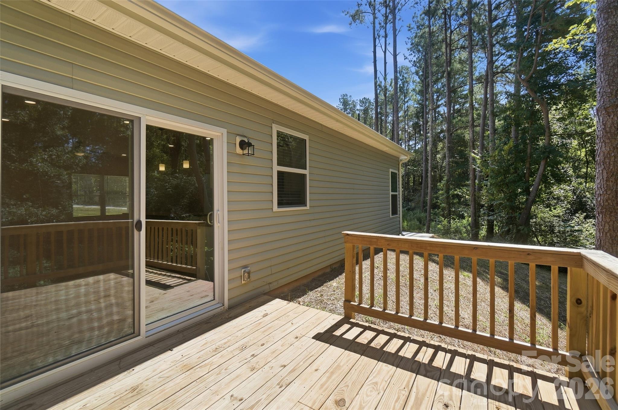 318 Honeywood Lane — Monroe