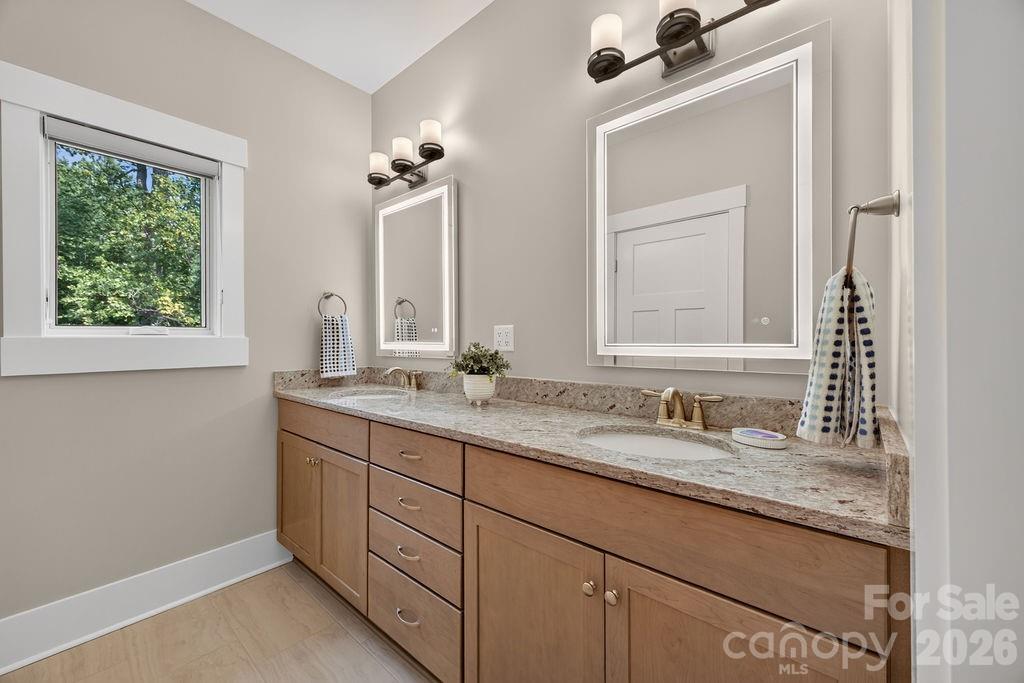 152 Sports Village Drive — Hendersonville