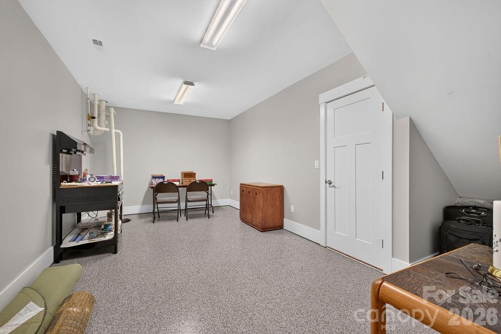 152 Sports Village Drive — Hendersonville