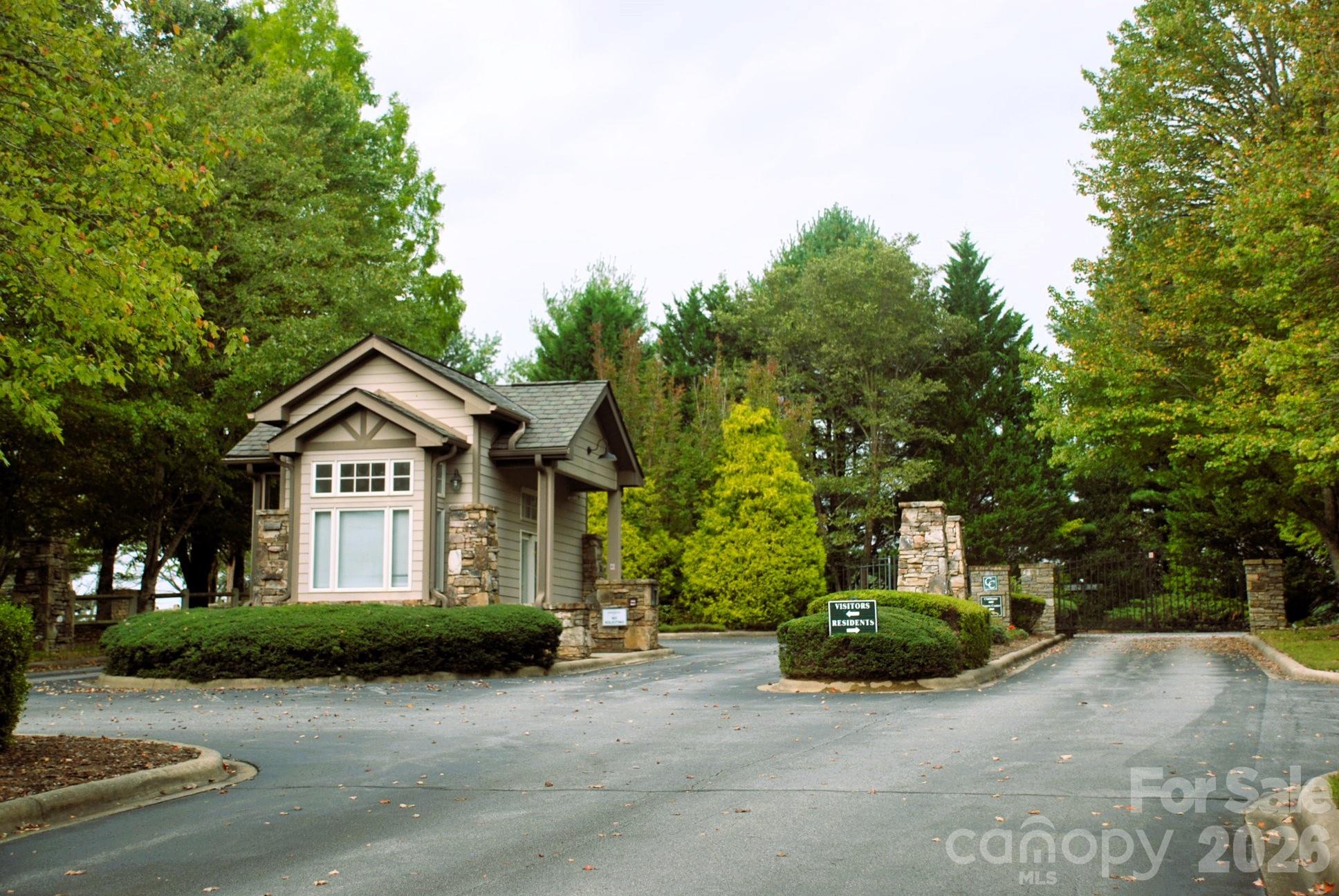 152 Sports Village Drive — Hendersonville