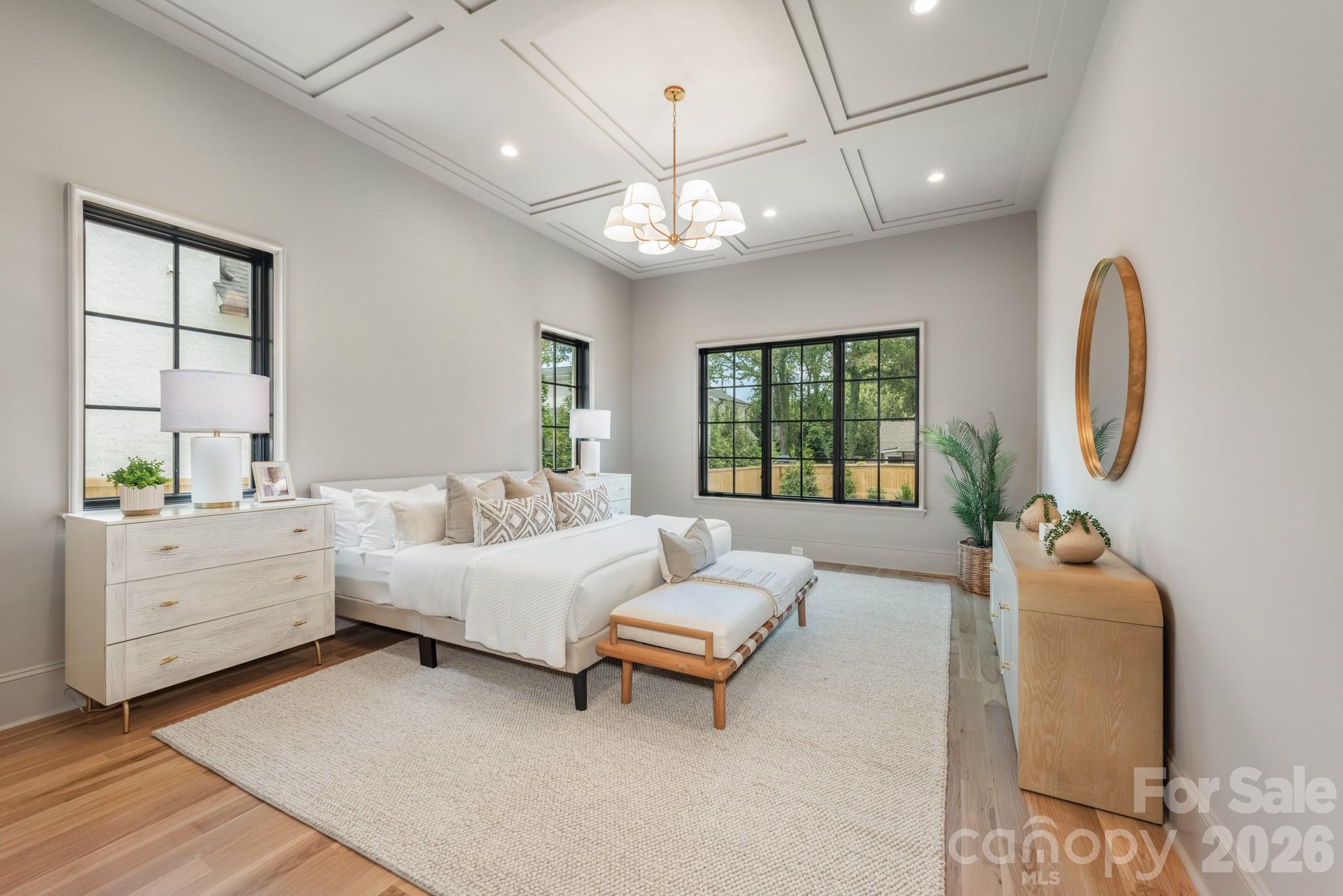 237 N Canterbury Road — Charlotte