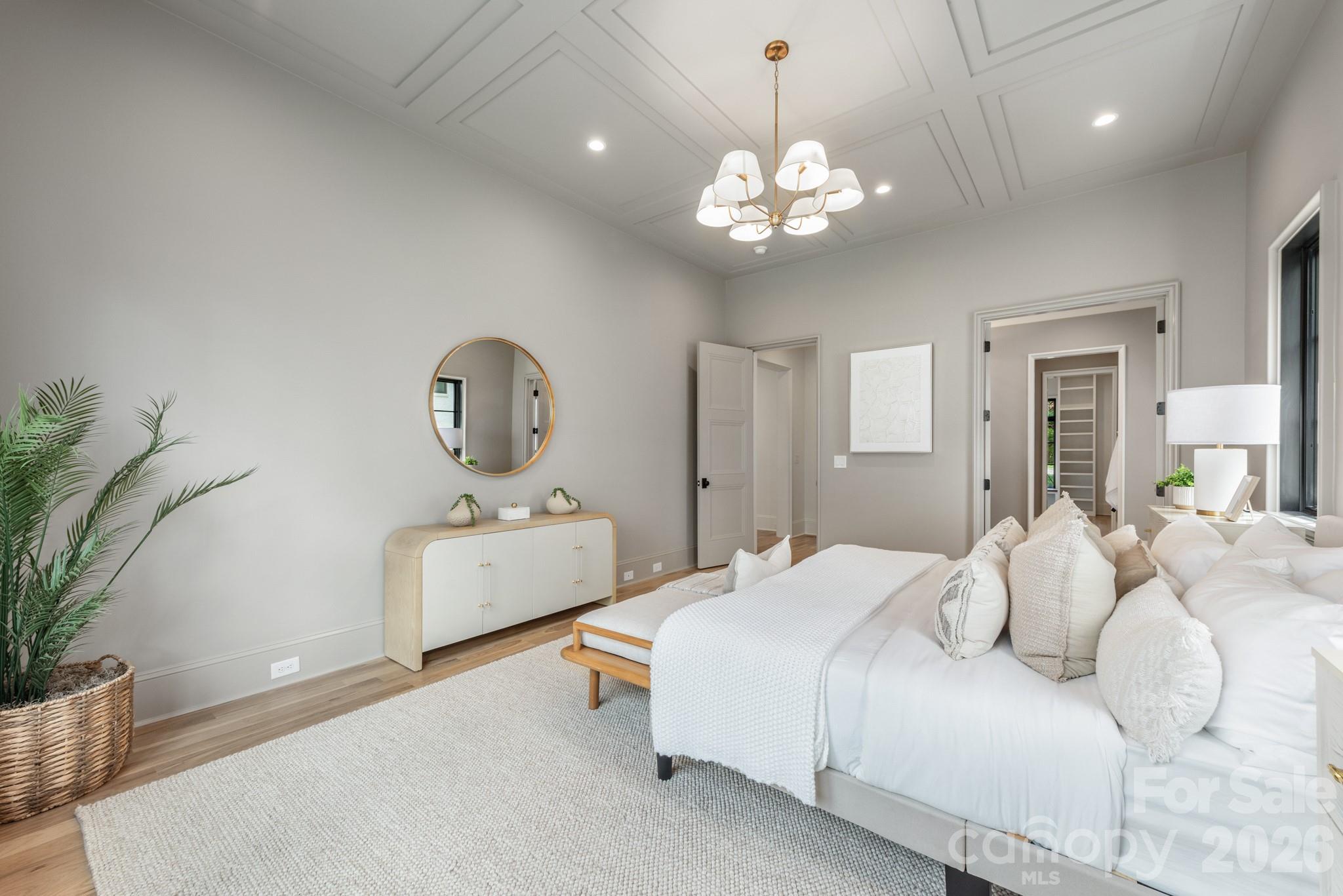 237 N Canterbury Road — Charlotte