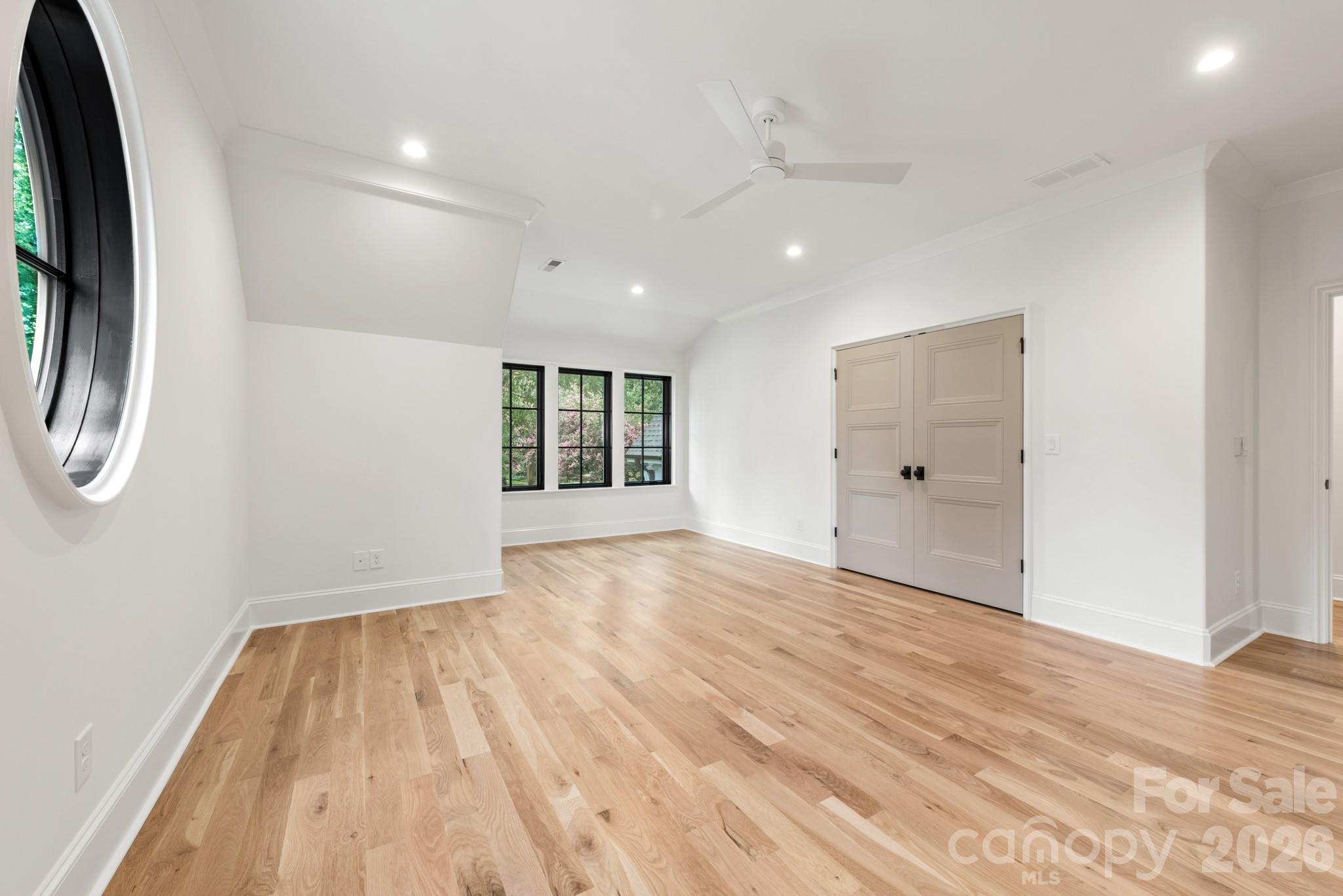 237 N Canterbury Road — Charlotte