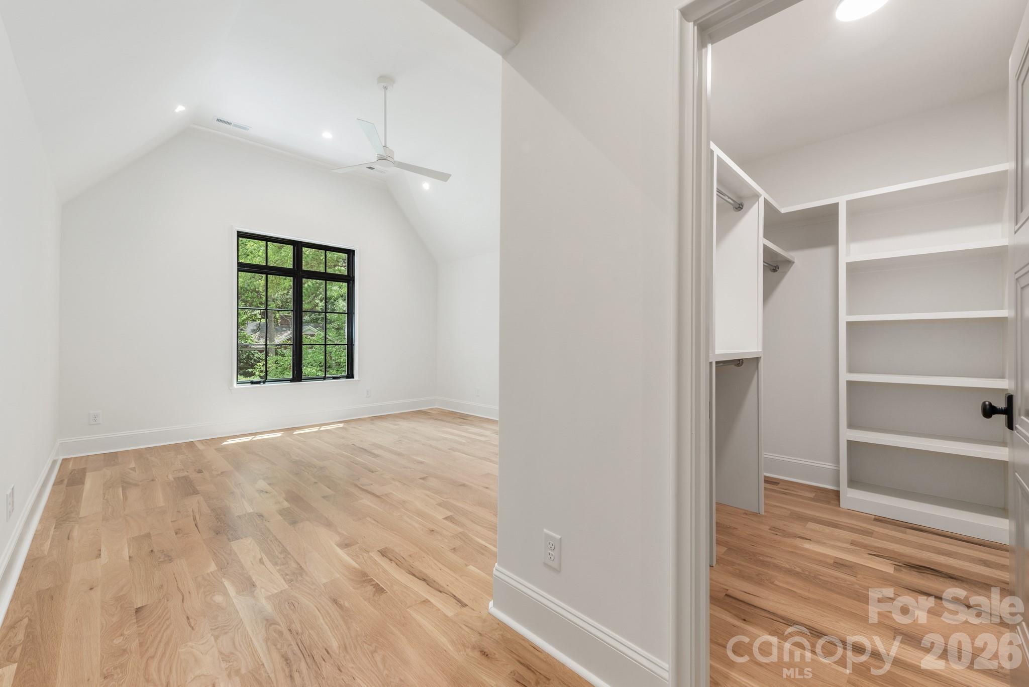 237 N Canterbury Road — Charlotte