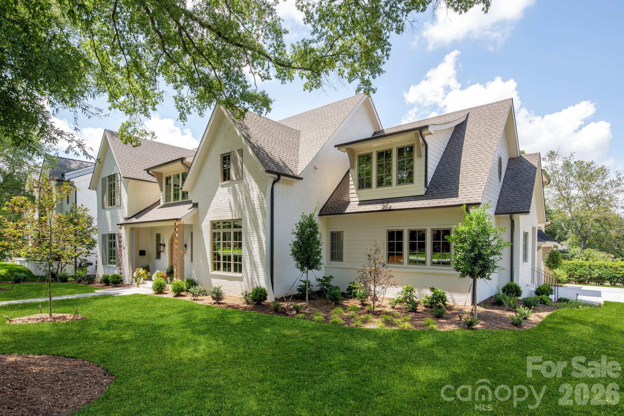 237 N Canterbury Road — Charlotte