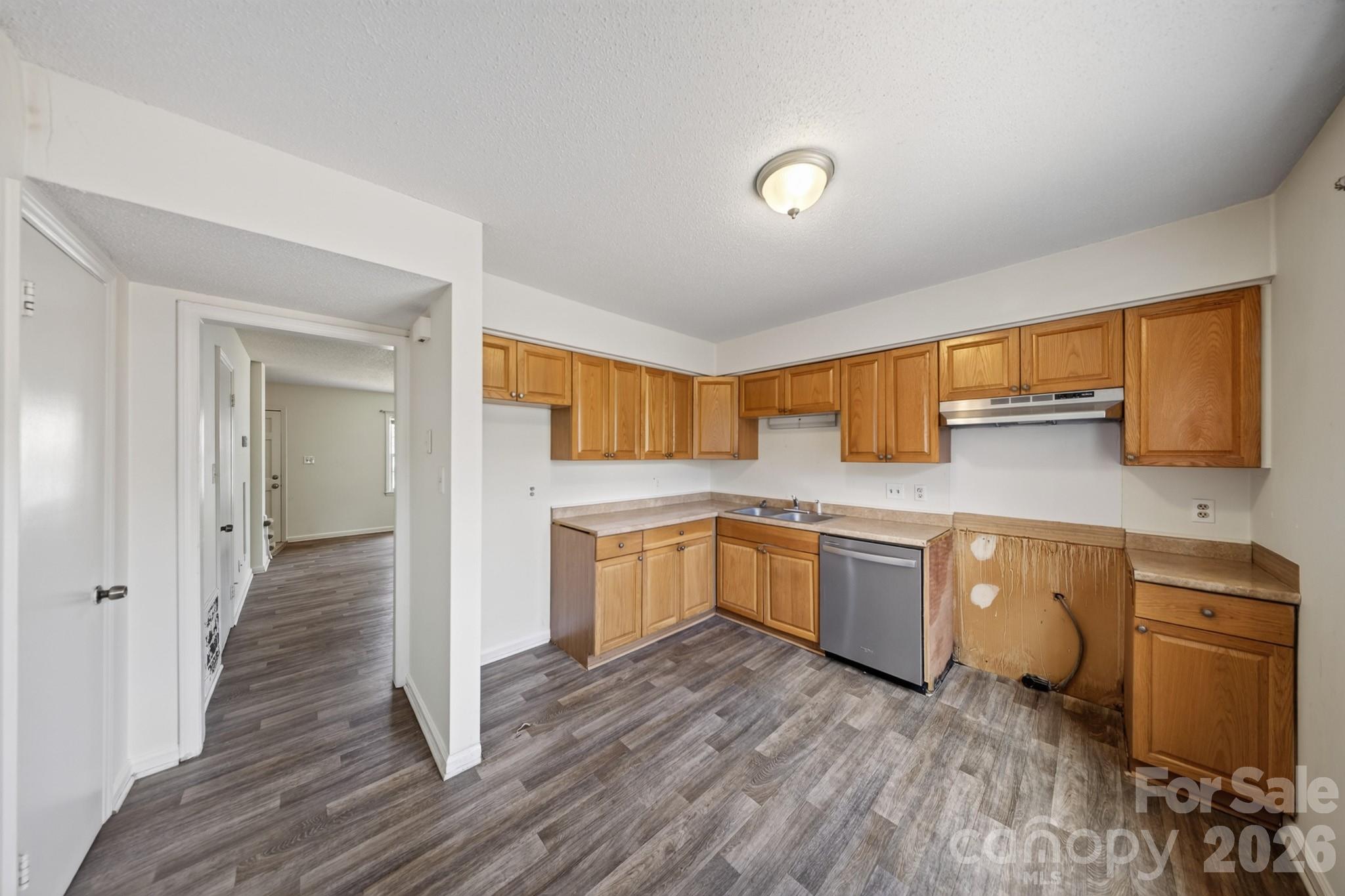 6835 Farmingdale Drive #B — Charlotte
