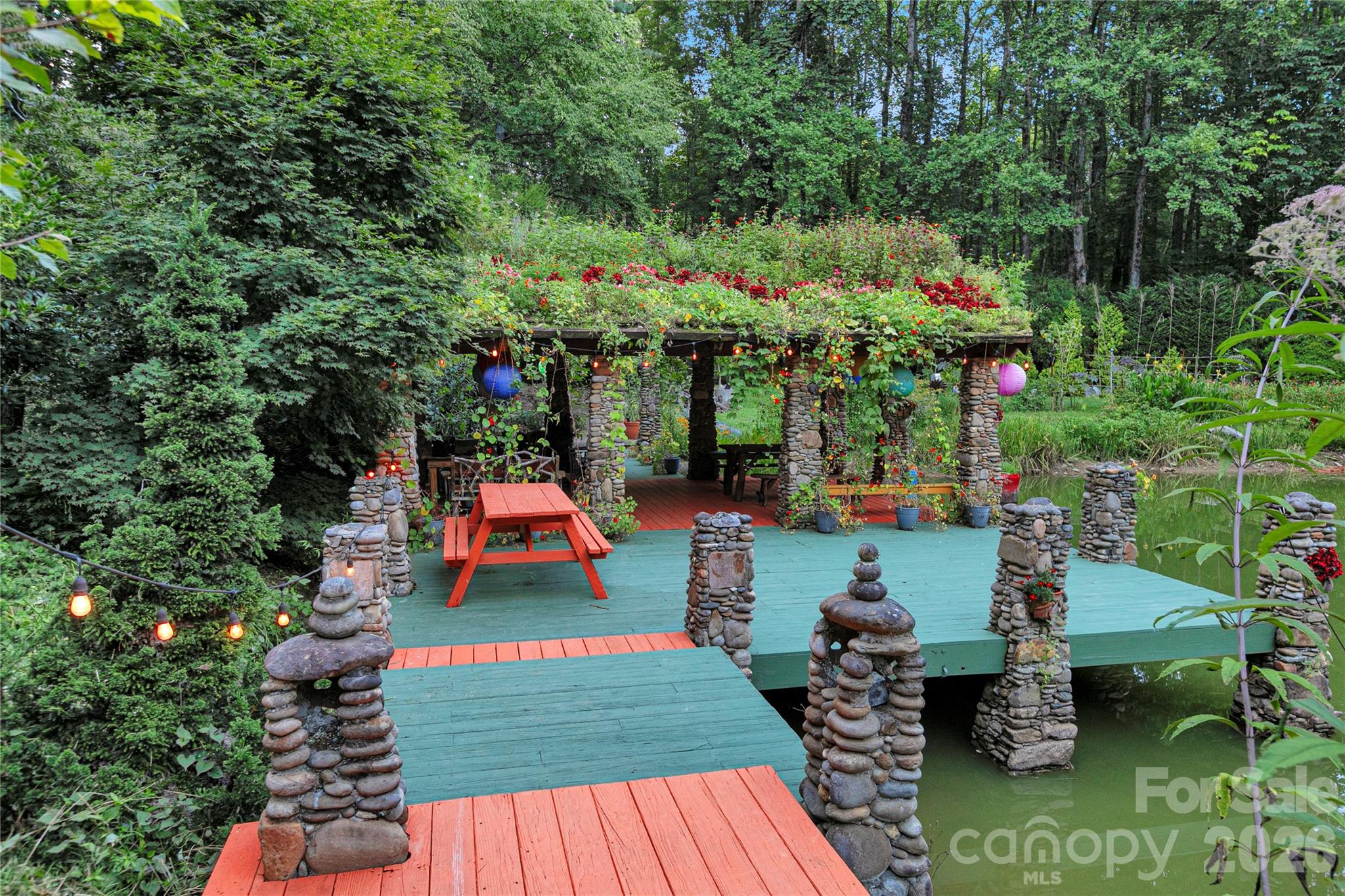 87 Old Chimney Lane — Cedar Mountain