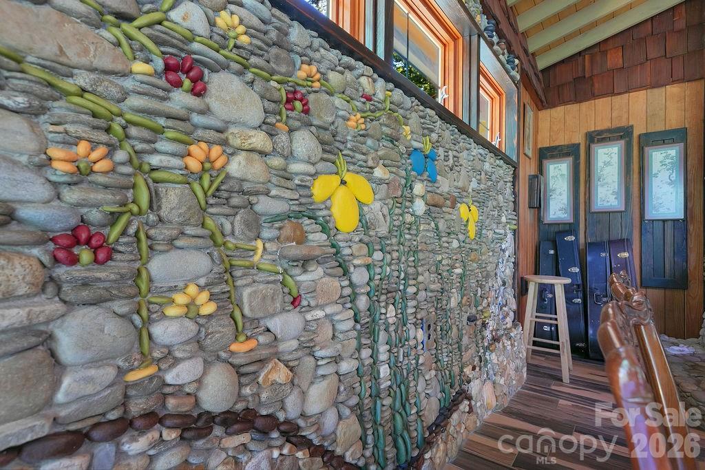 87 Old Chimney Lane — Cedar Mountain