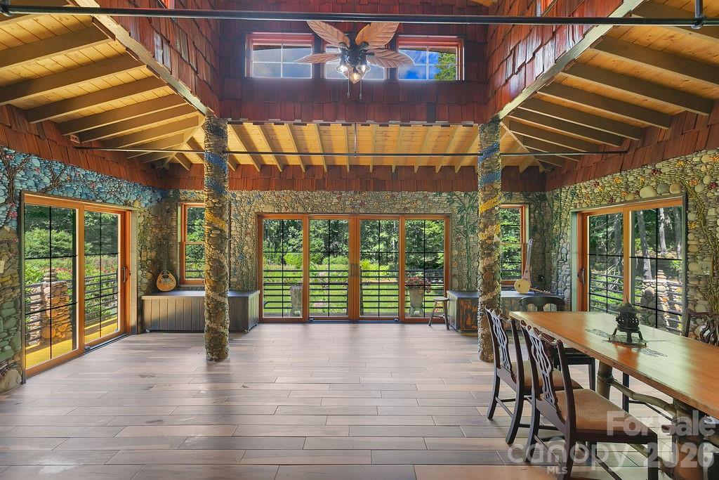 87 Old Chimney Lane — Cedar Mountain