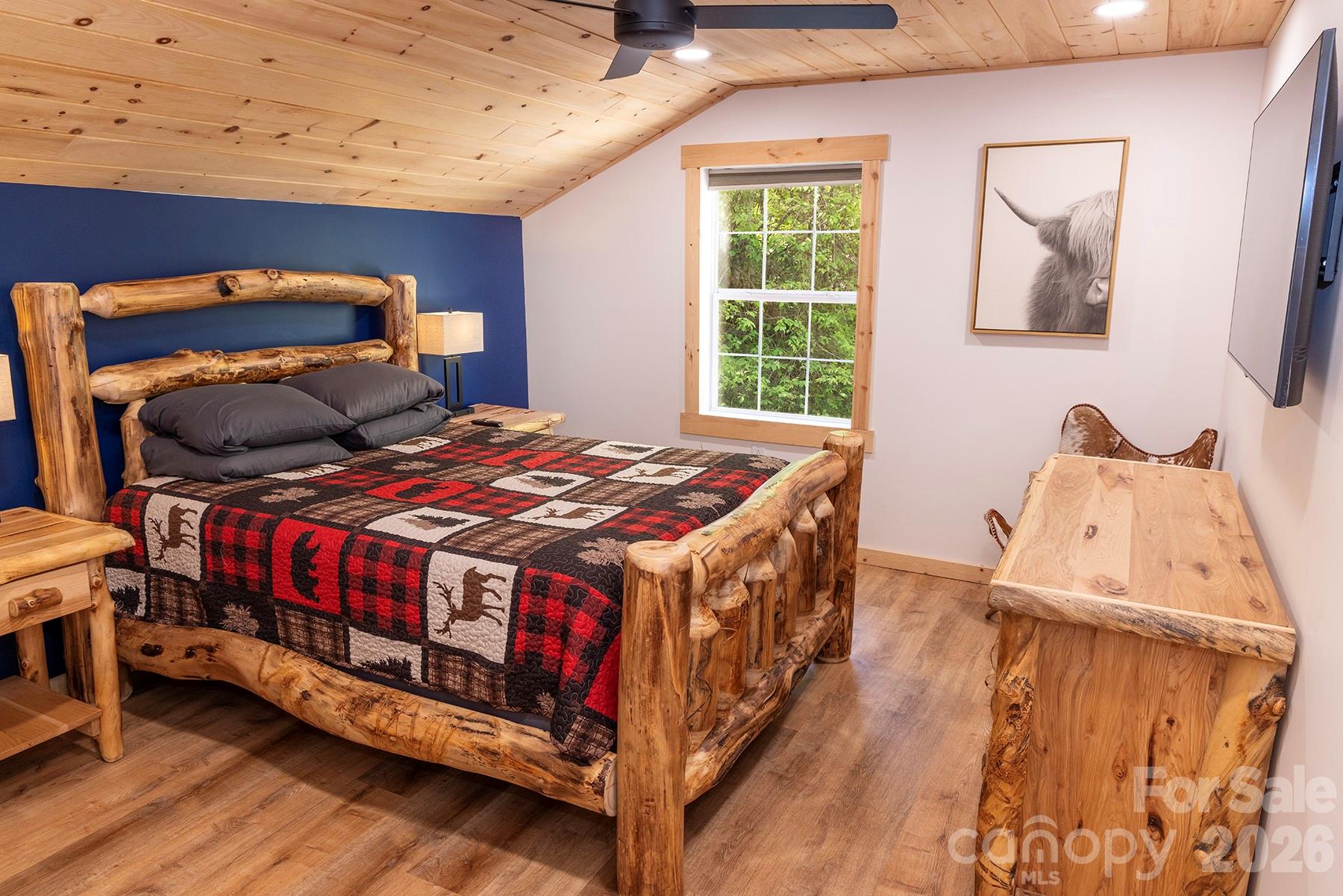 95 Lasso Lane — Waynesville