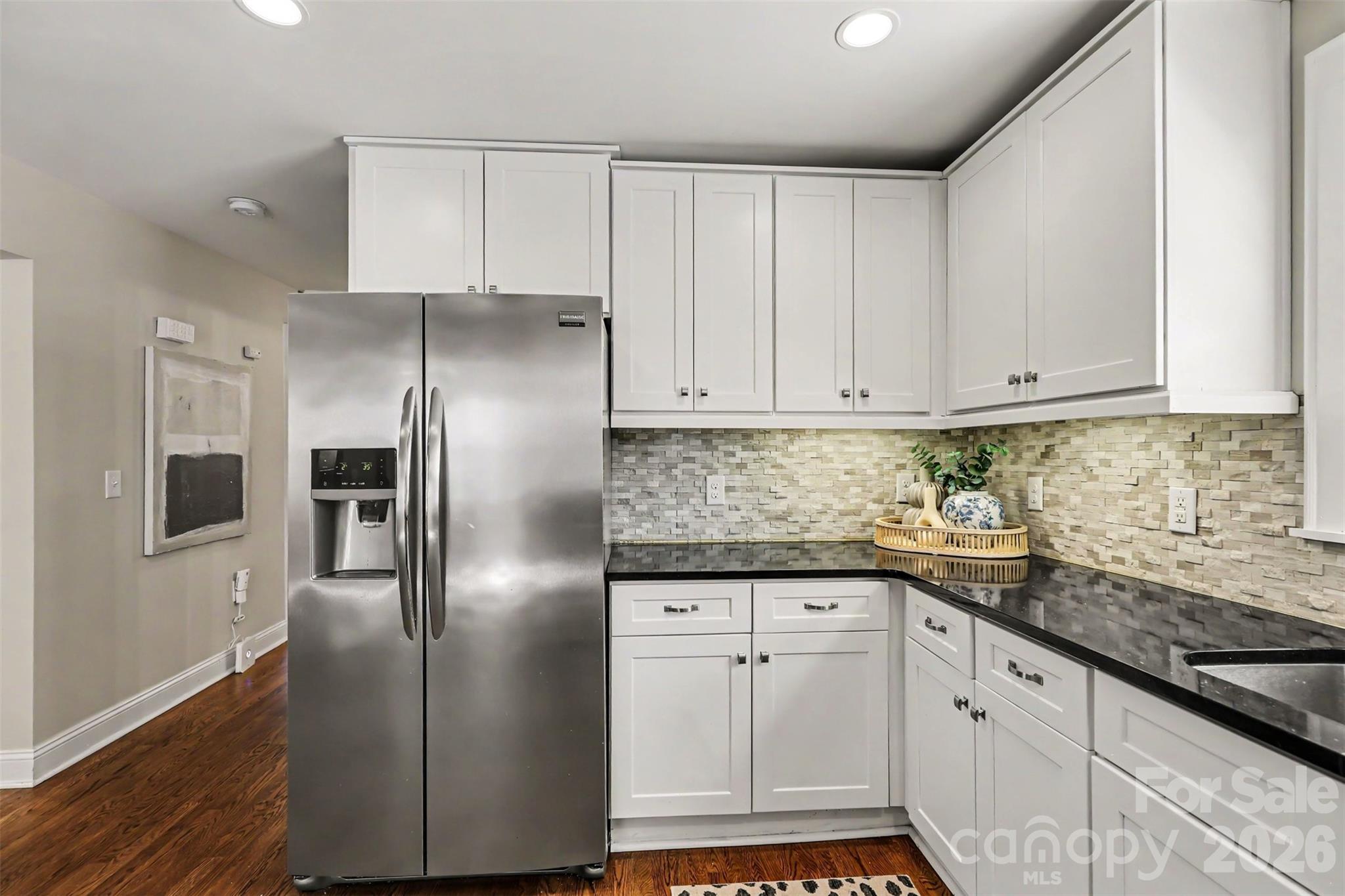 2612 Roslyn Avenue — Charlotte