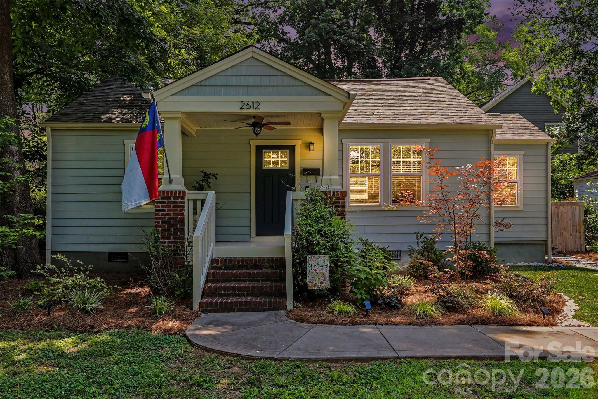 2612 Roslyn Avenue — Charlotte