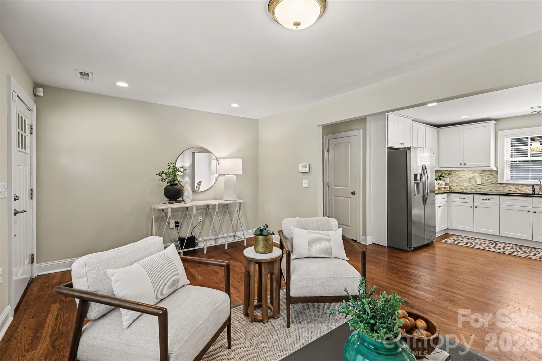 2612 Roslyn Avenue — Charlotte
