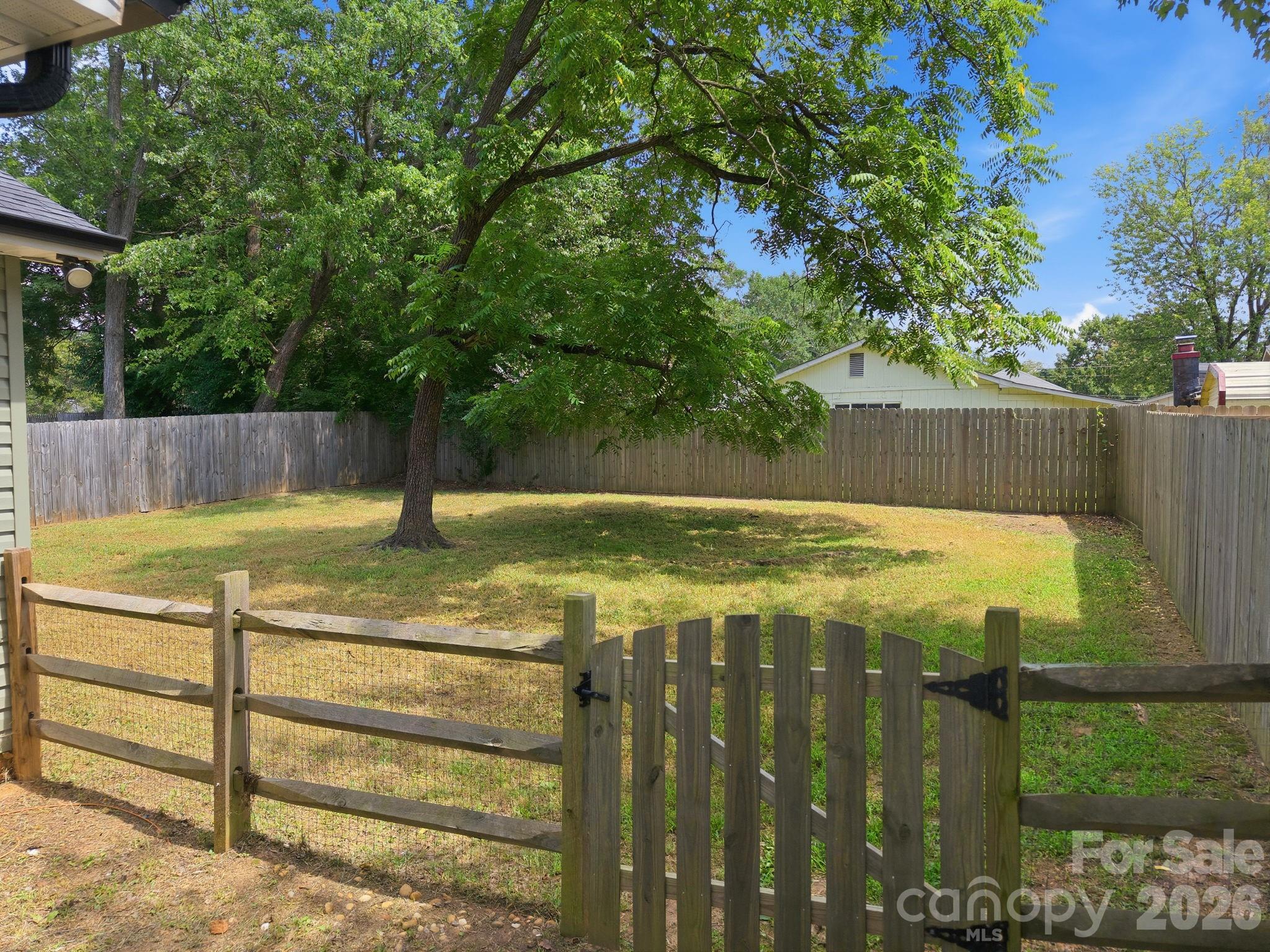 221 York Avenue — Kannapolis