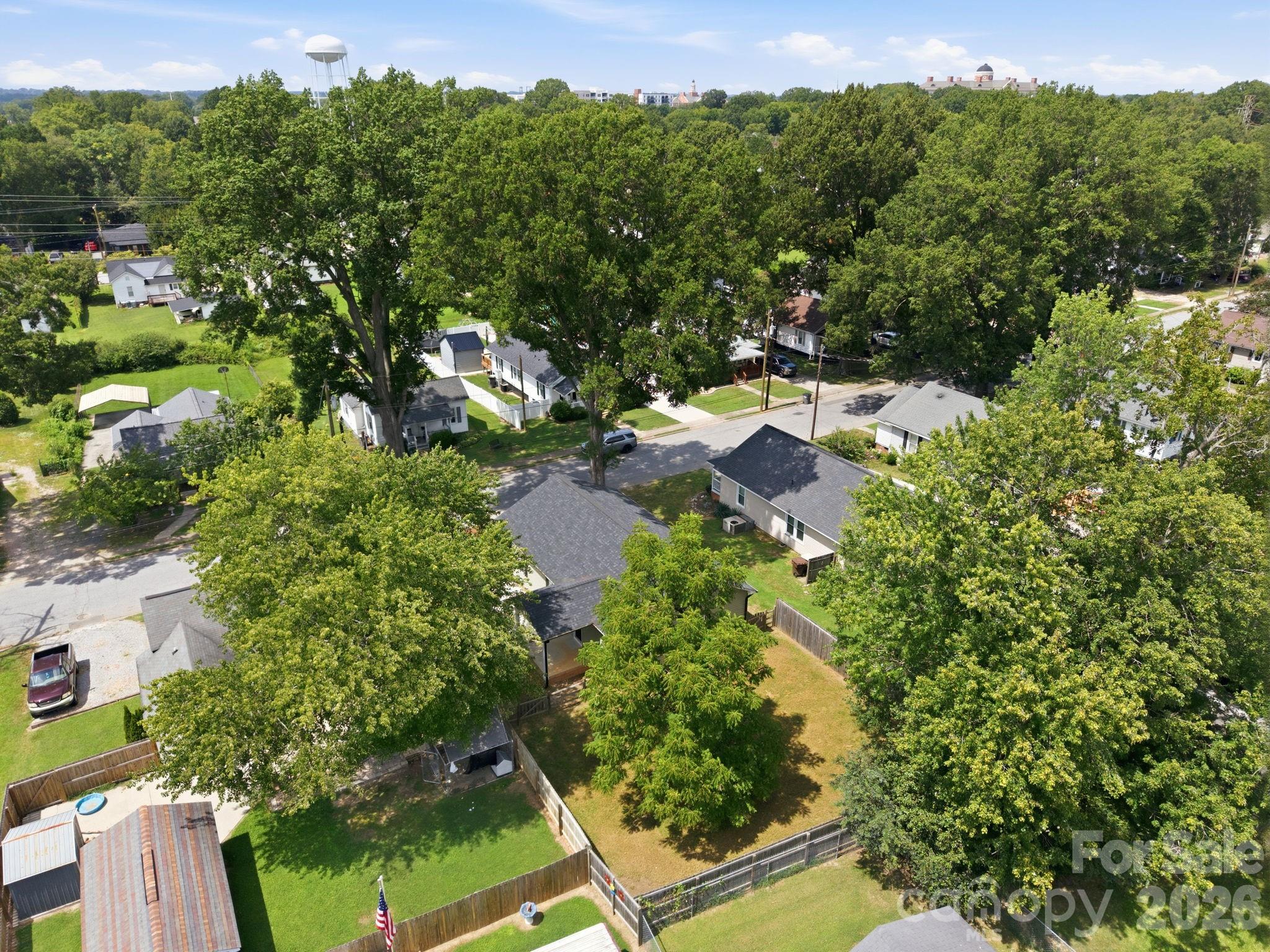 221 York Avenue — Kannapolis
