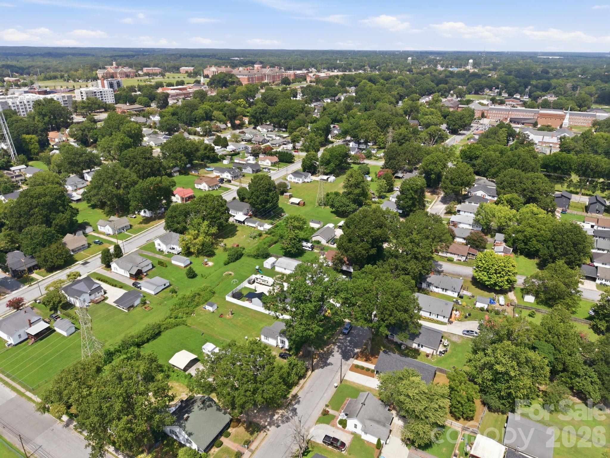 221 York Avenue — Kannapolis