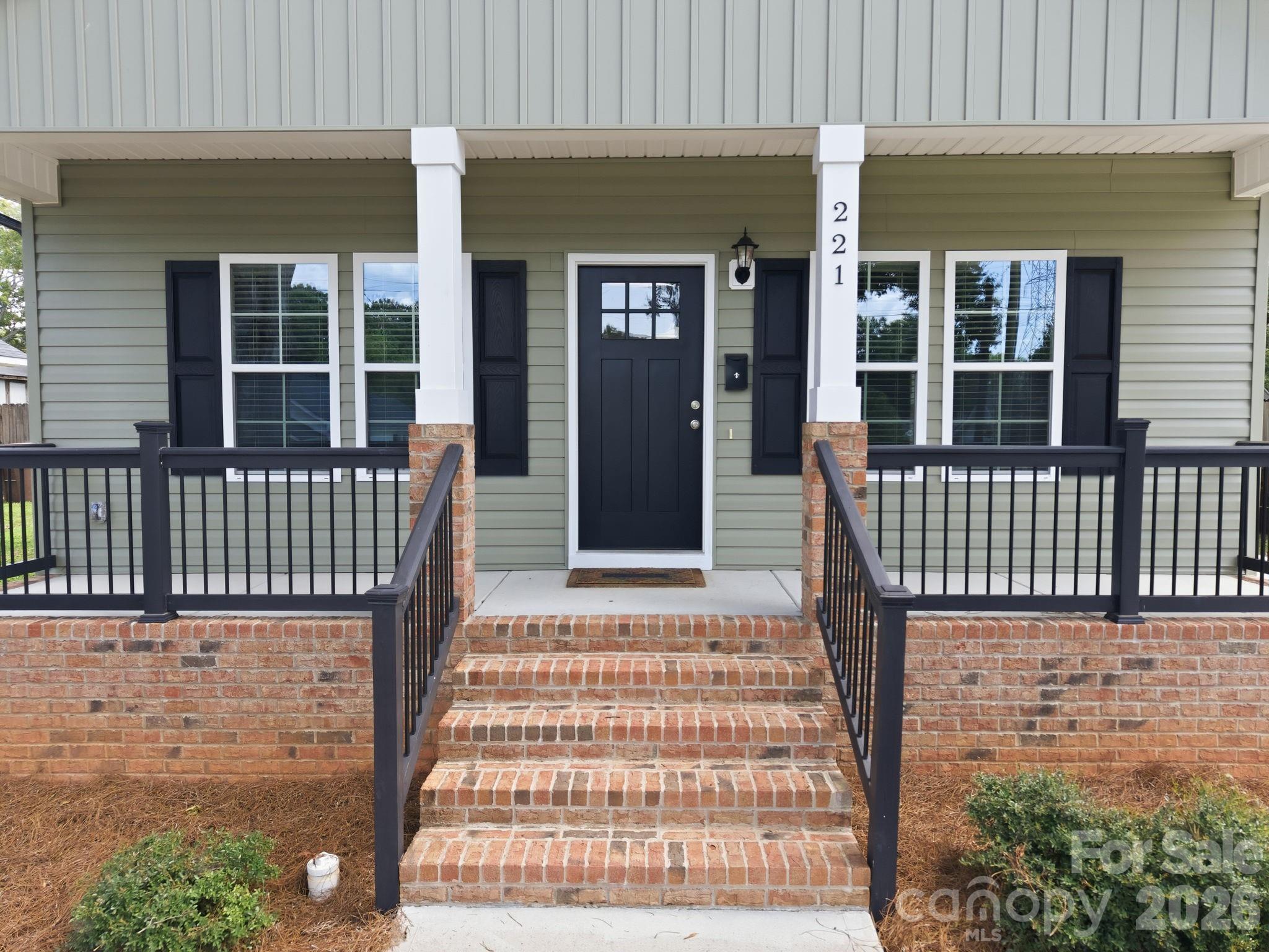 221 York Avenue — Kannapolis