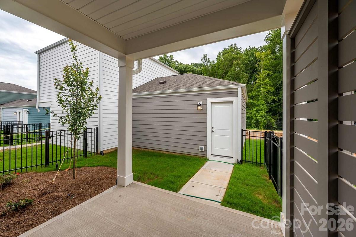 10034 Mamillion Drive — Huntersville