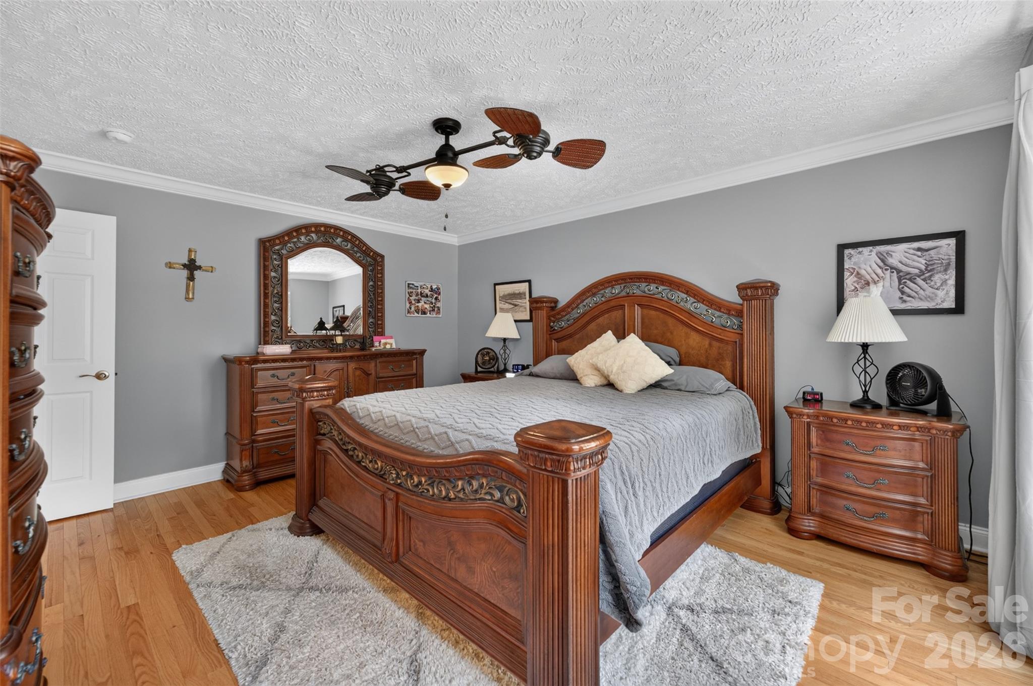 618 Indian Hill Road — Olin