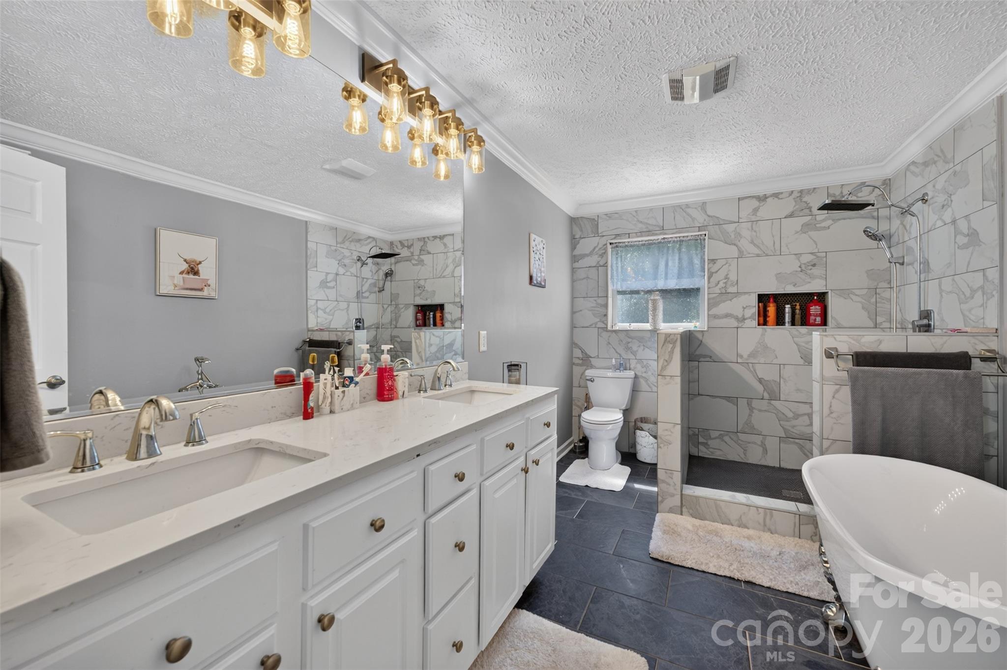 618 Indian Hill Road — Olin