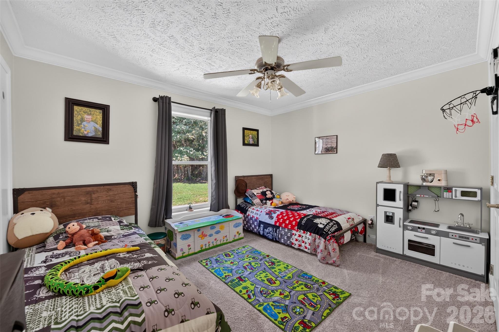 618 Indian Hill Road — Olin