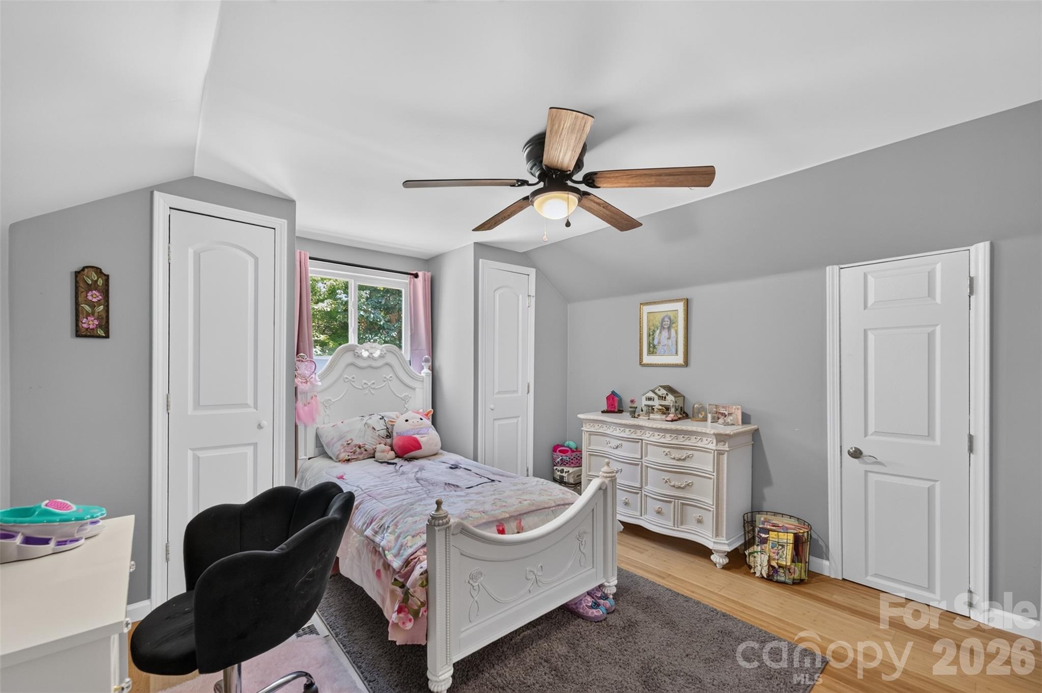 618 Indian Hill Road — Olin