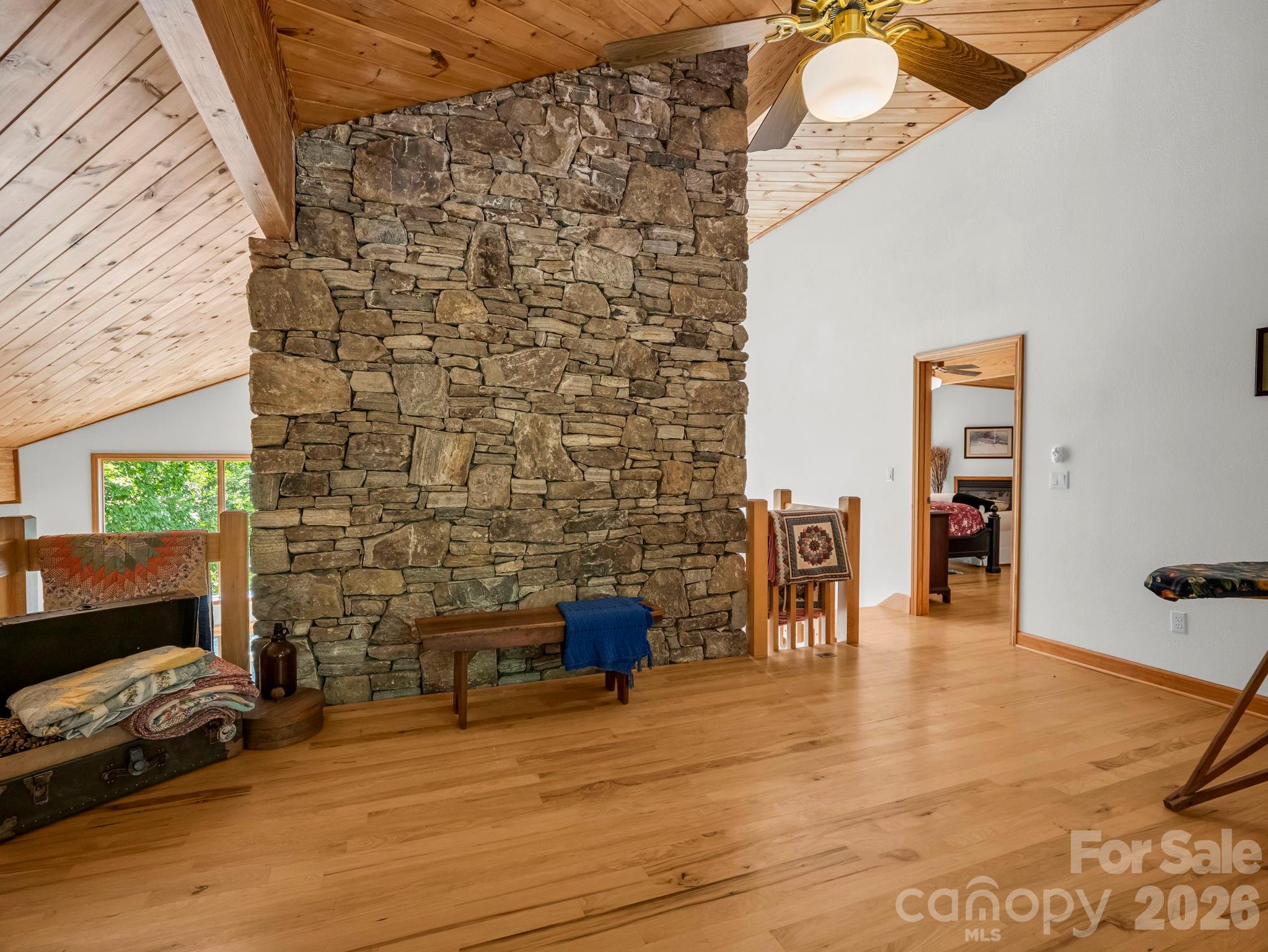 366 Summer Haven Road — Swannanoa