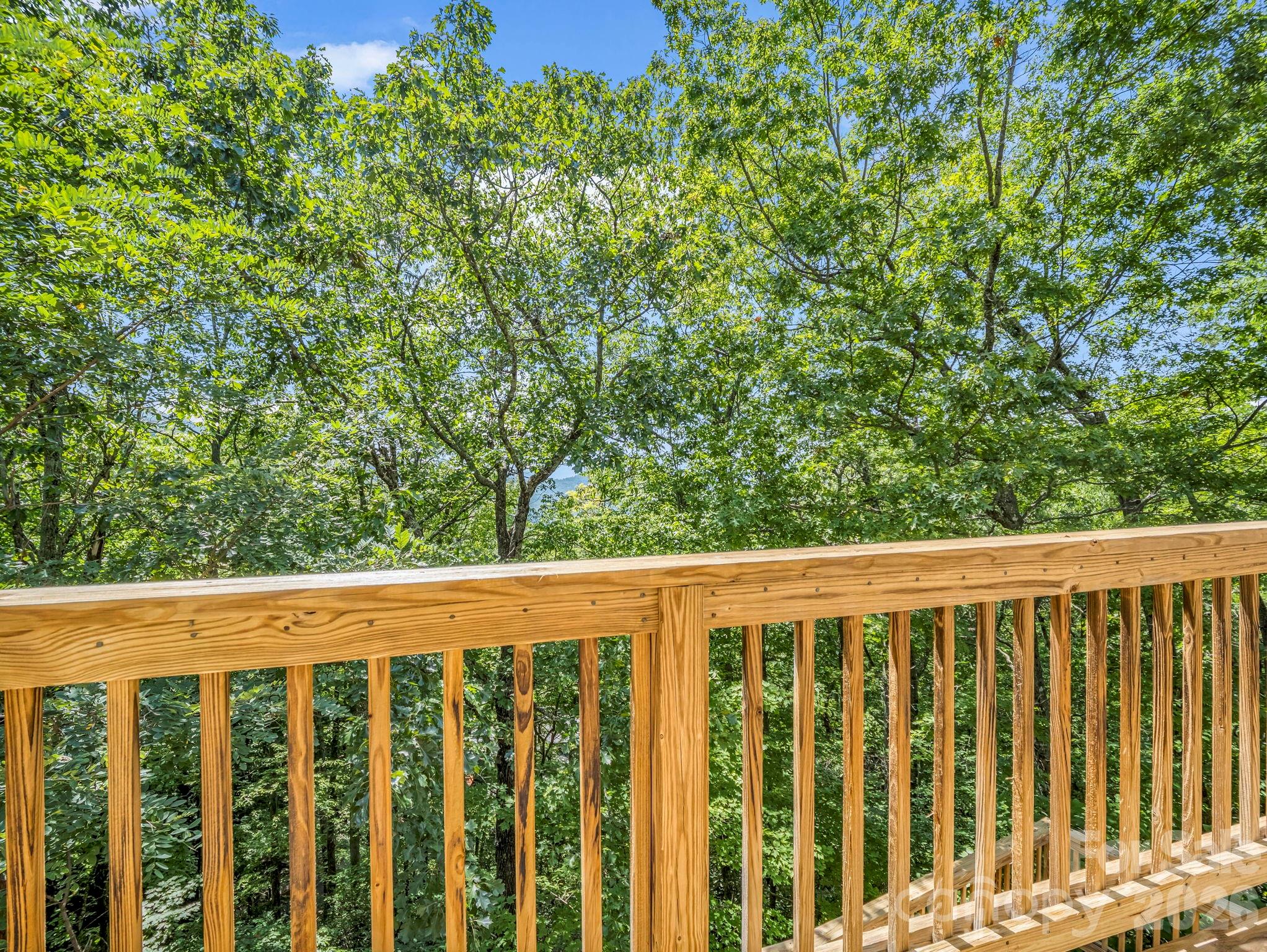 366 Summer Haven Road — Swannanoa