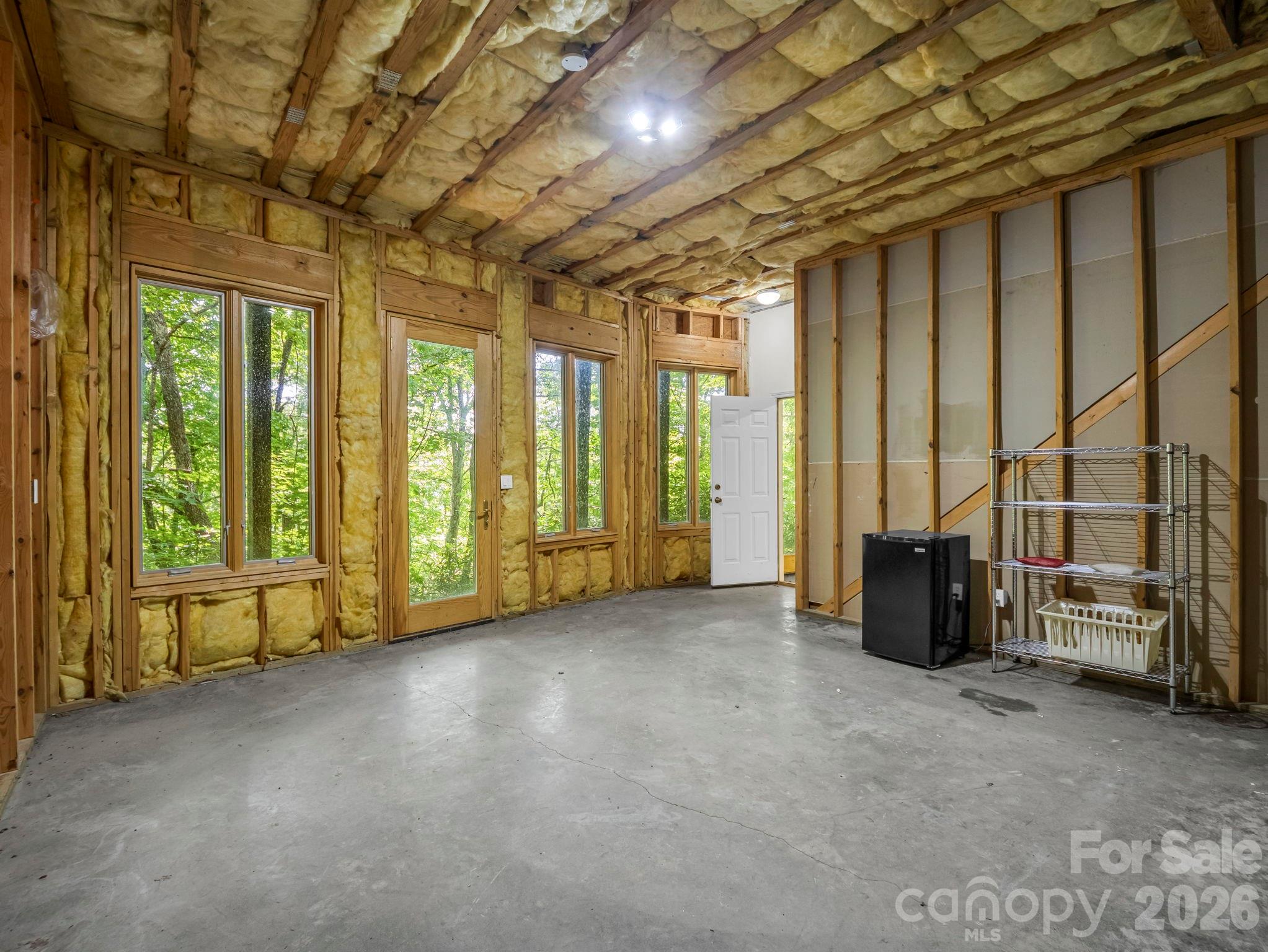 366 Summer Haven Road — Swannanoa