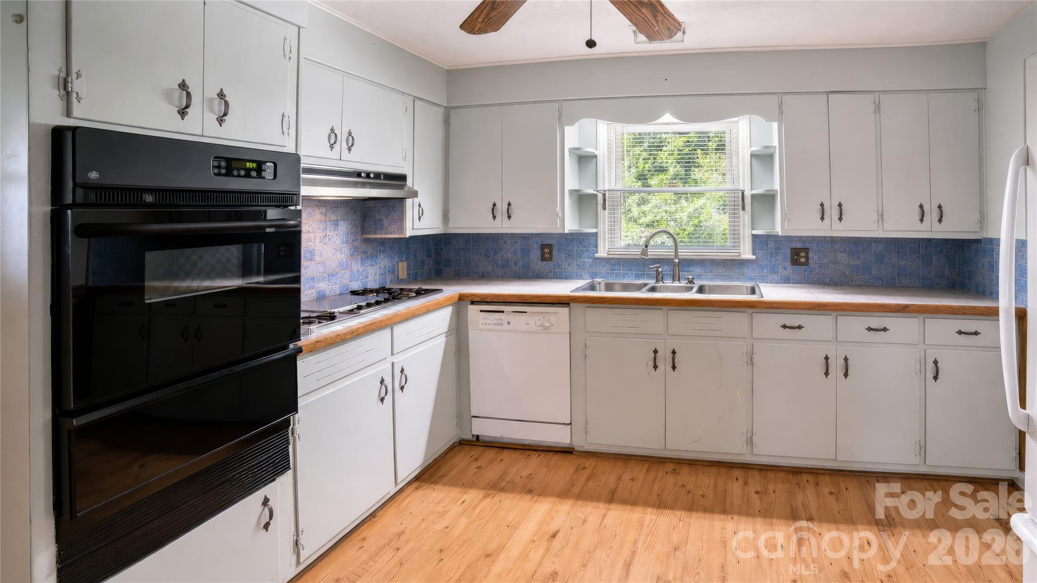 116 Clark Street — Morganton