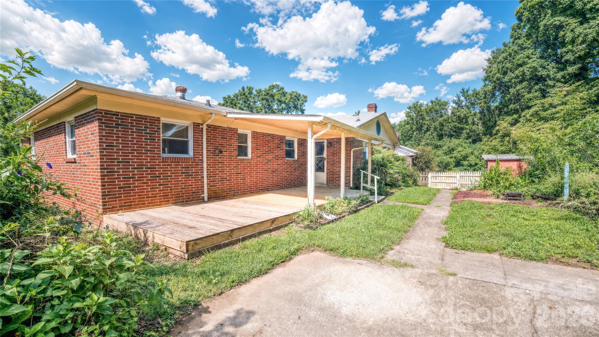 116 Clark Street — Morganton
