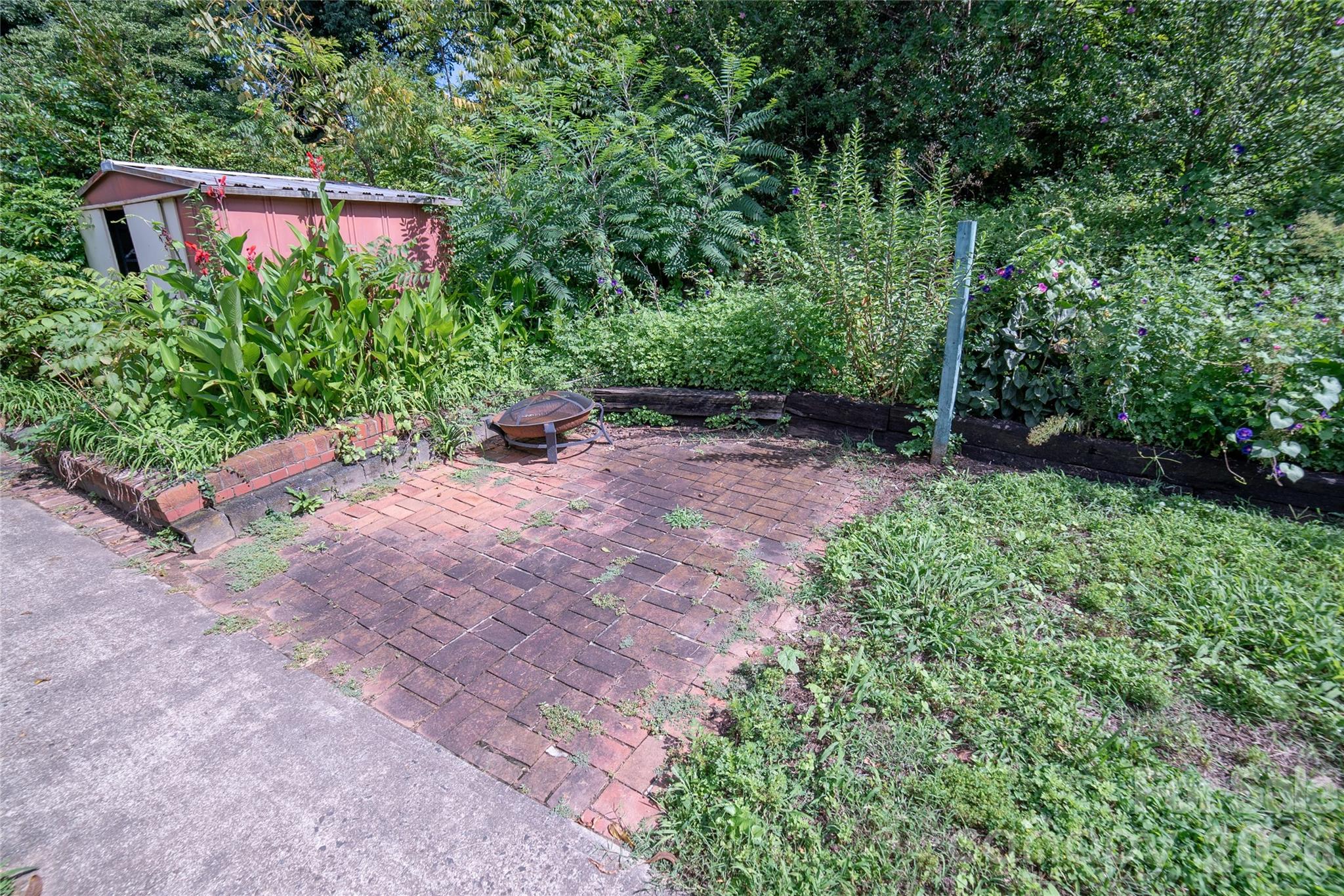 116 Clark Street — Morganton