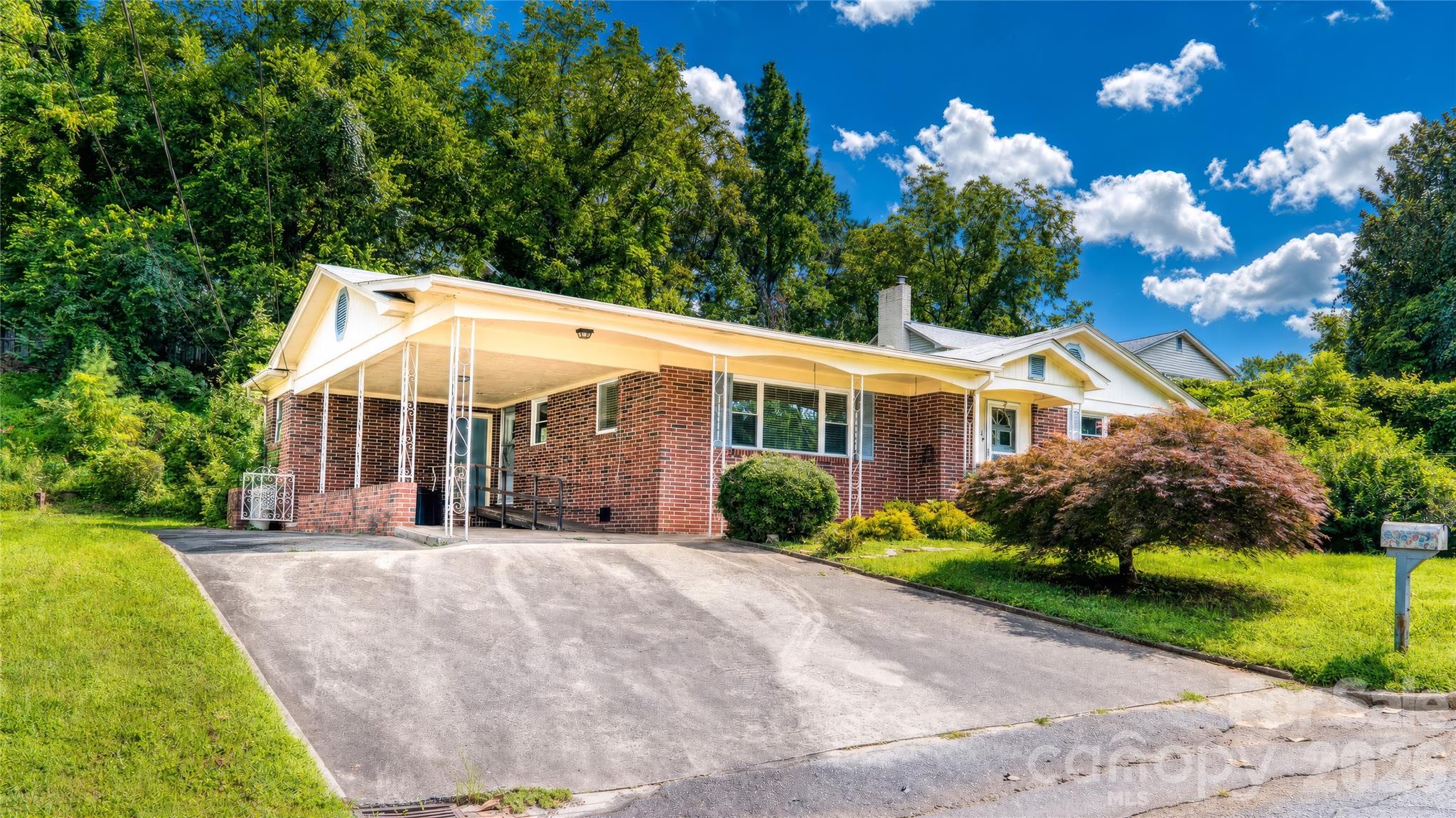 116 Clark Street — Morganton