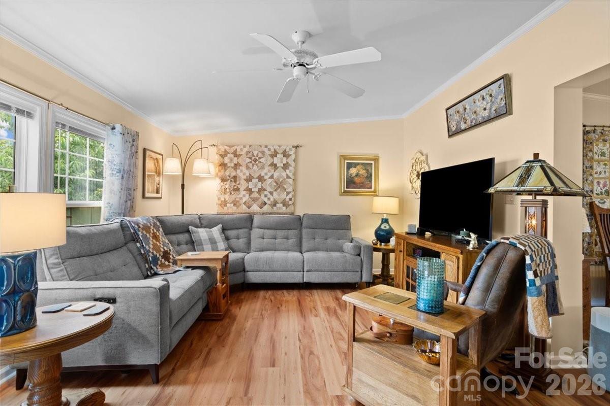39 Stephanie Lane #13 — Hendersonville