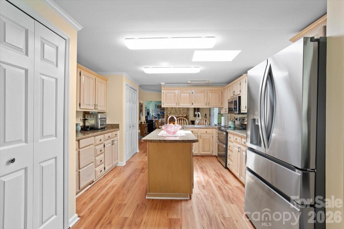 39 Stephanie Lane #13 — Hendersonville