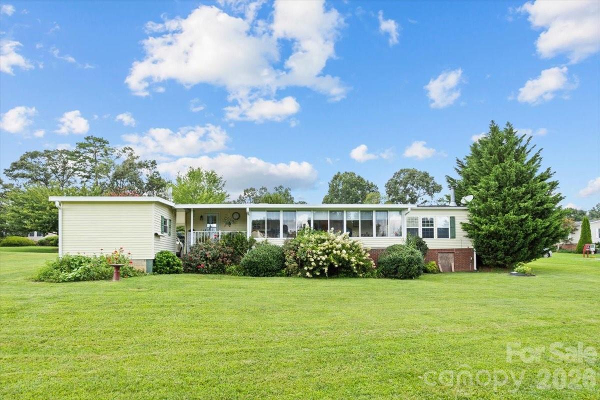 39 Stephanie Lane #13 — Hendersonville
