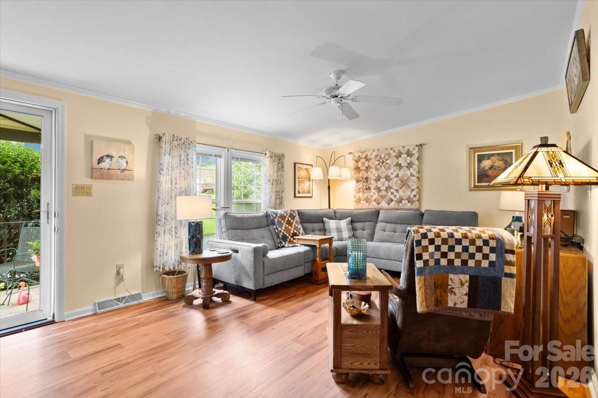 39 Stephanie Lane #13 — Hendersonville