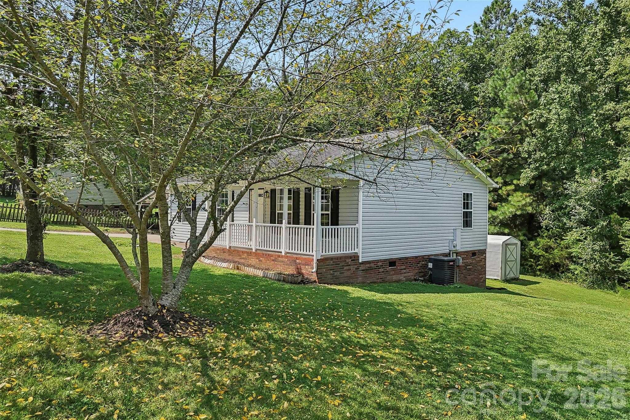916 Long Branch Road — Grover