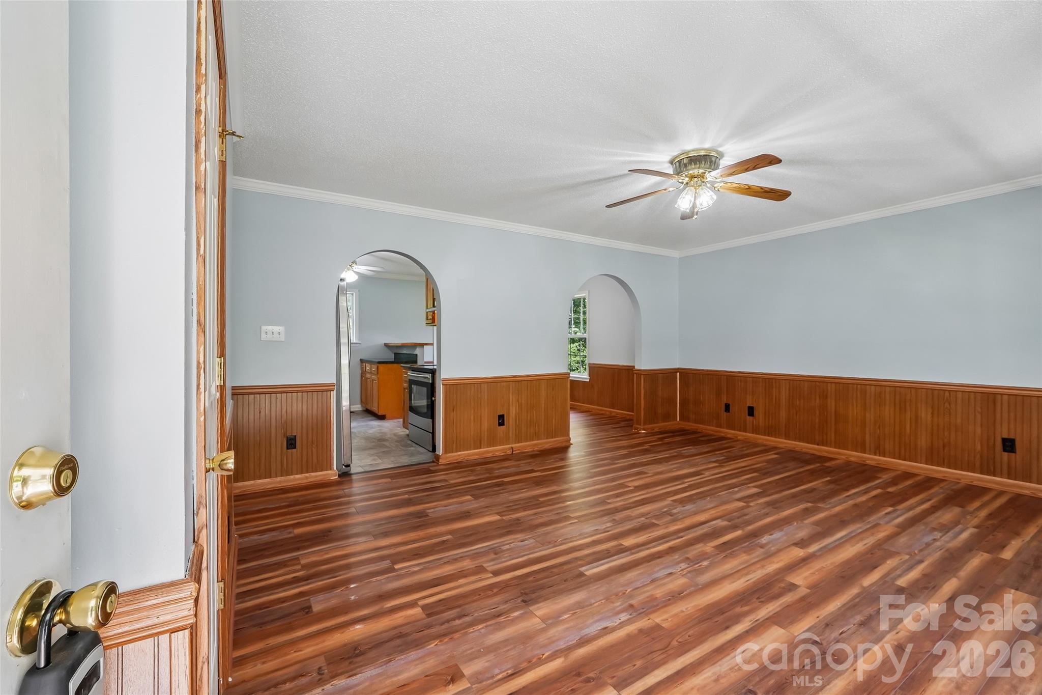 916 Long Branch Road — Grover