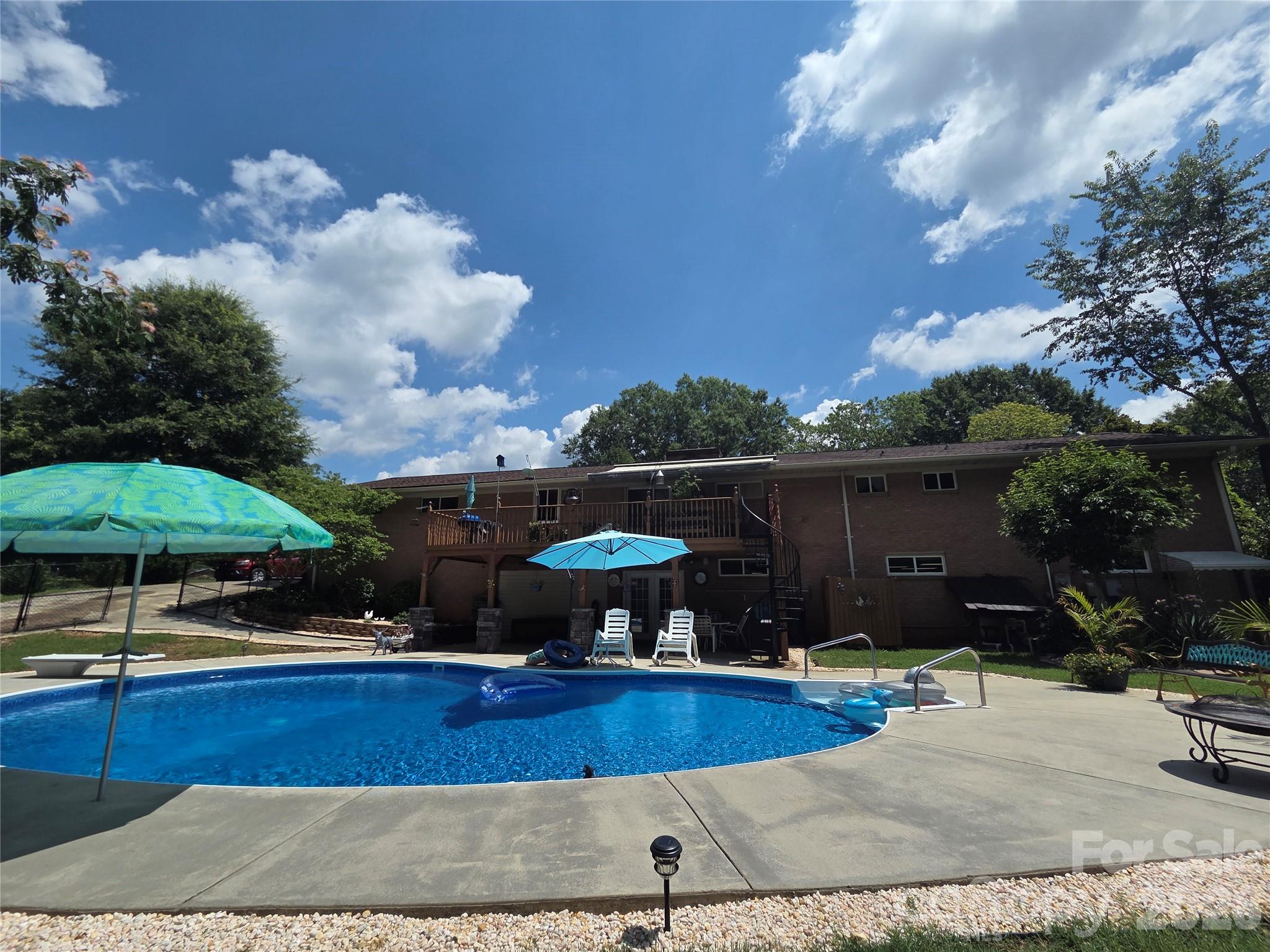 2413 Wedgewood Drive — Salisbury