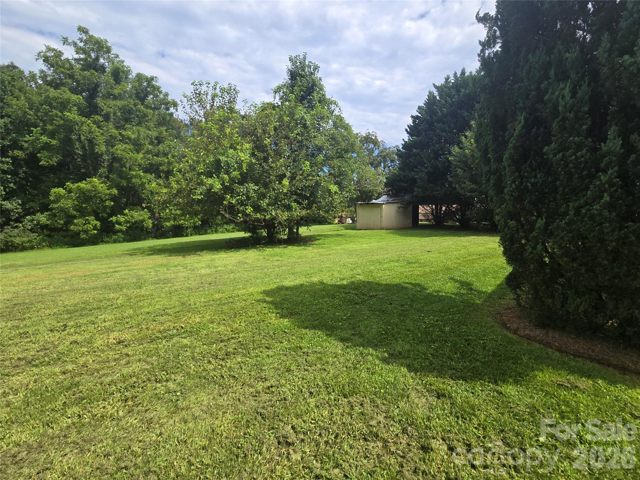 305 Oakland Avenue Avenue — Morganton