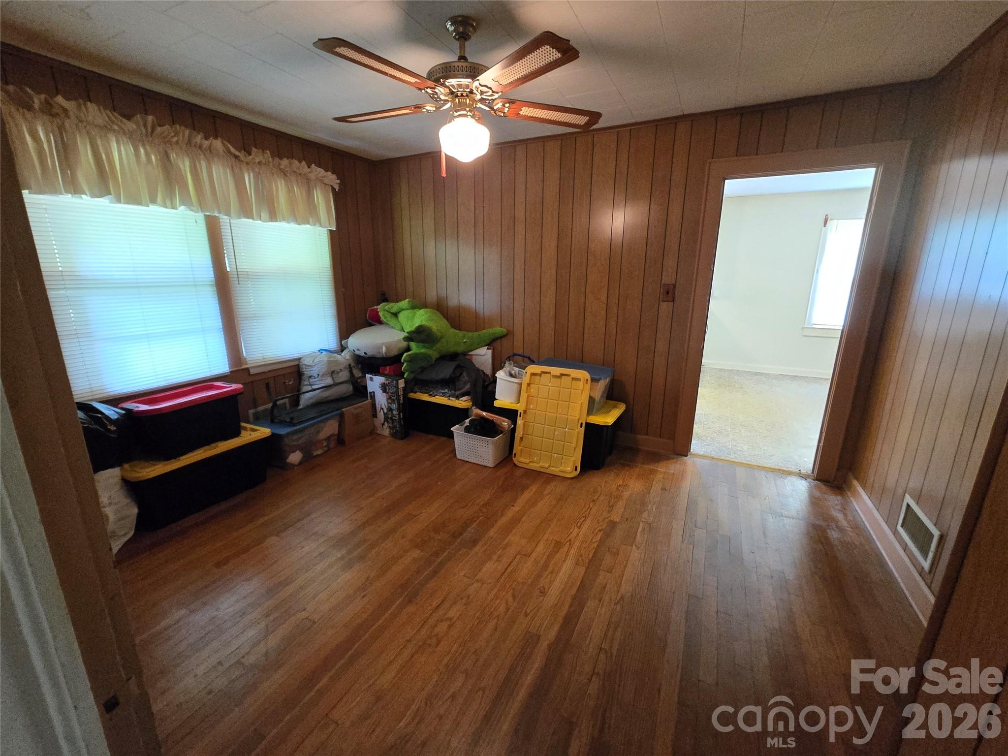 305 Oakland Avenue Avenue — Morganton