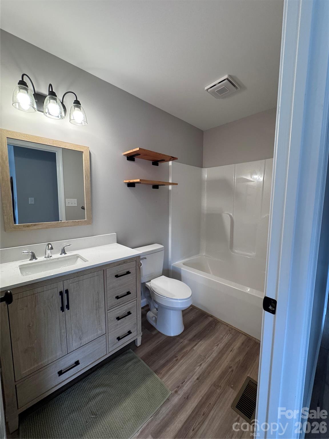 3535 High West Drive — Lenoir
